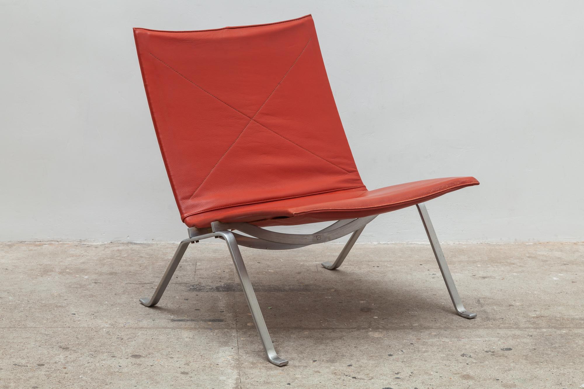 Scandinavian Modern Pair of PK 22 Lounge Chairs by Poul Kjearholm, Denmark, Oxblood Leather For Sale