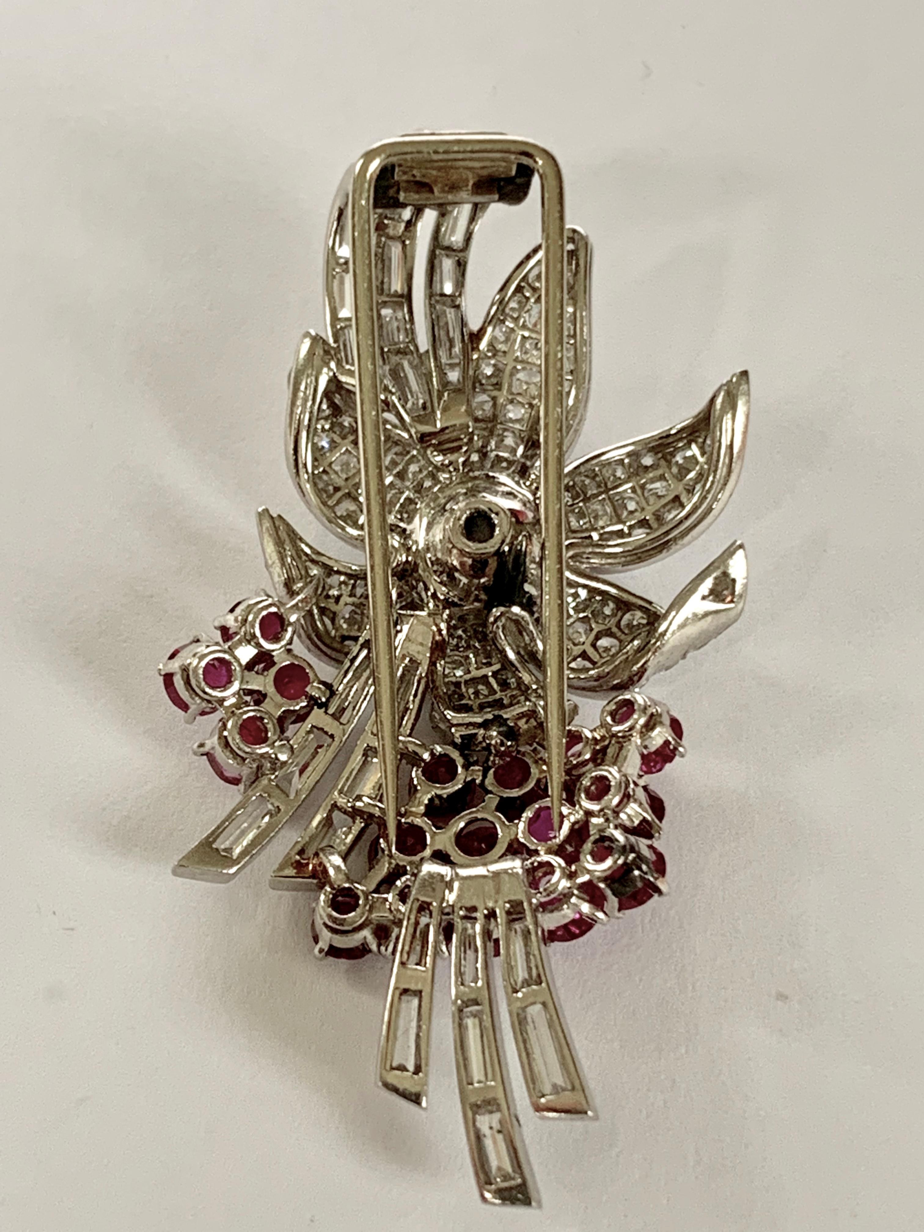 Pair of Platinum Diamond and Ruby Clip Brooches, circa 1950 In Good Condition For Sale In Zurich, Zollstrasse