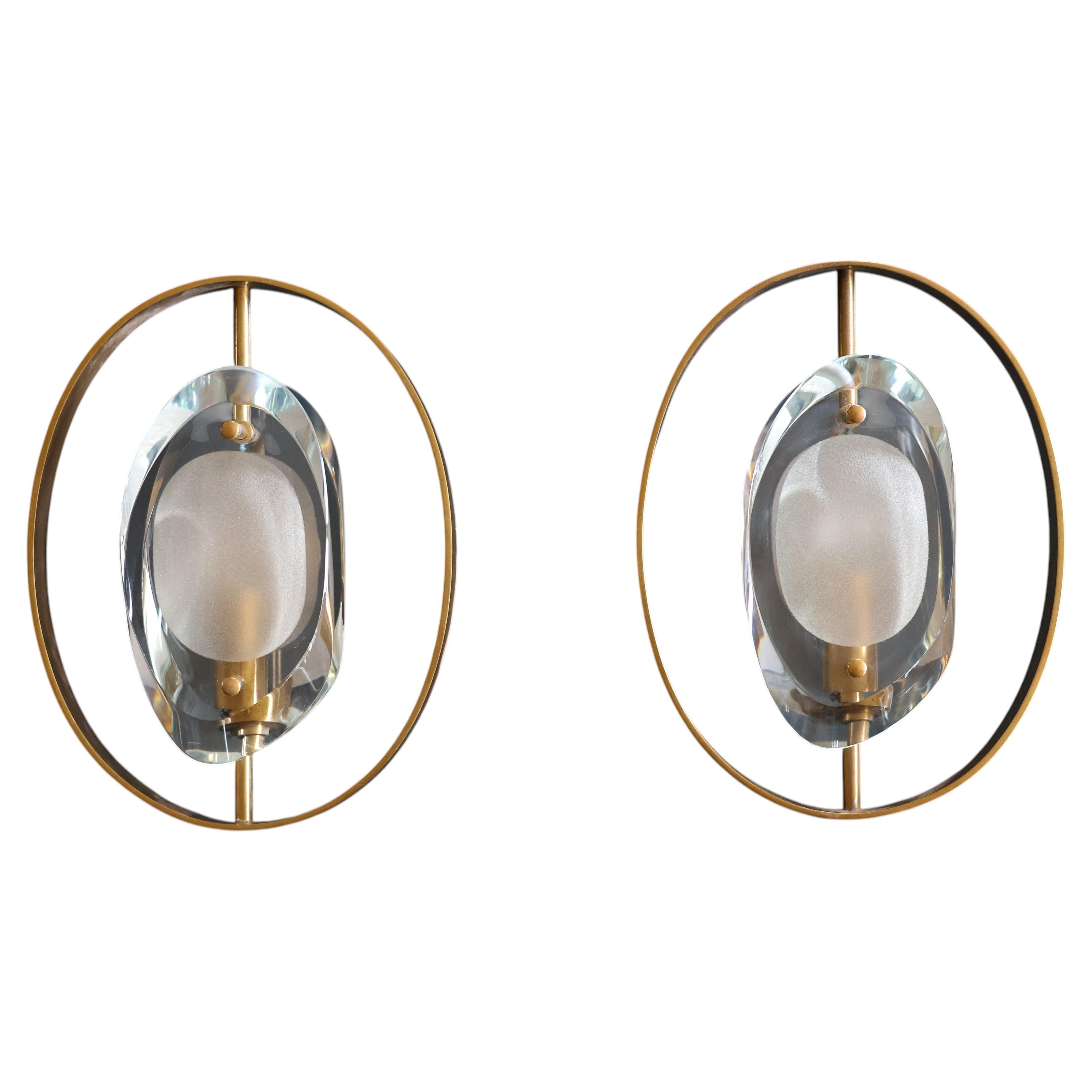 A Pair of Poetic Precision: The Model 2240 Sconces, Max Ingrand for Fontana Arte