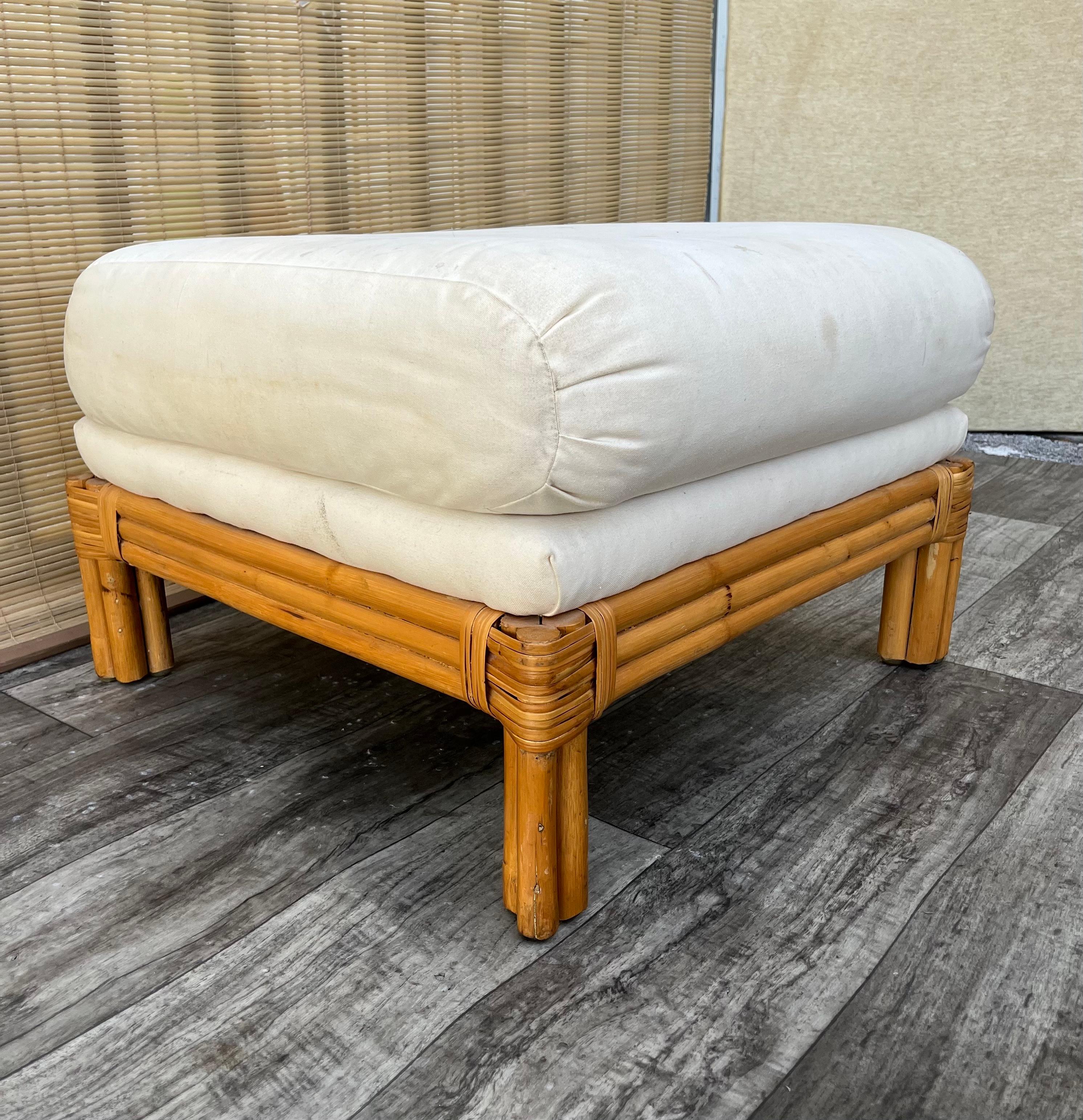 Paire d'ottomans/tabourets en rotin de style côtier Polo Ralph Lauren. Années 80. en vente 4