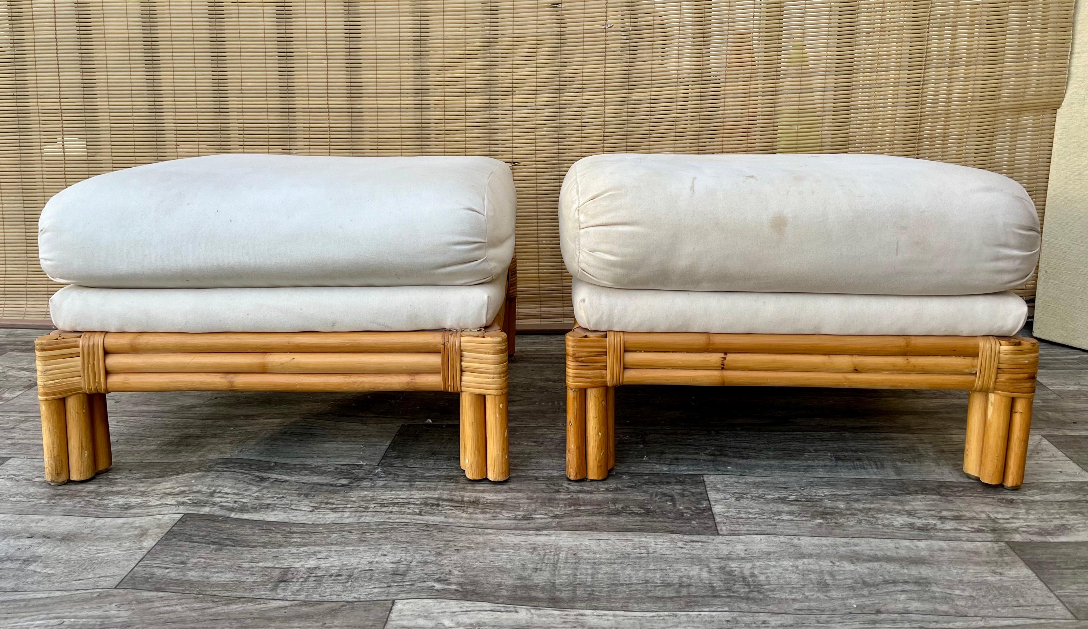 Paire d'ottomans/tabourets en rotin de style côtier Polo Ralph Lauren. Années 80. Bon état - En vente à Miami, FL