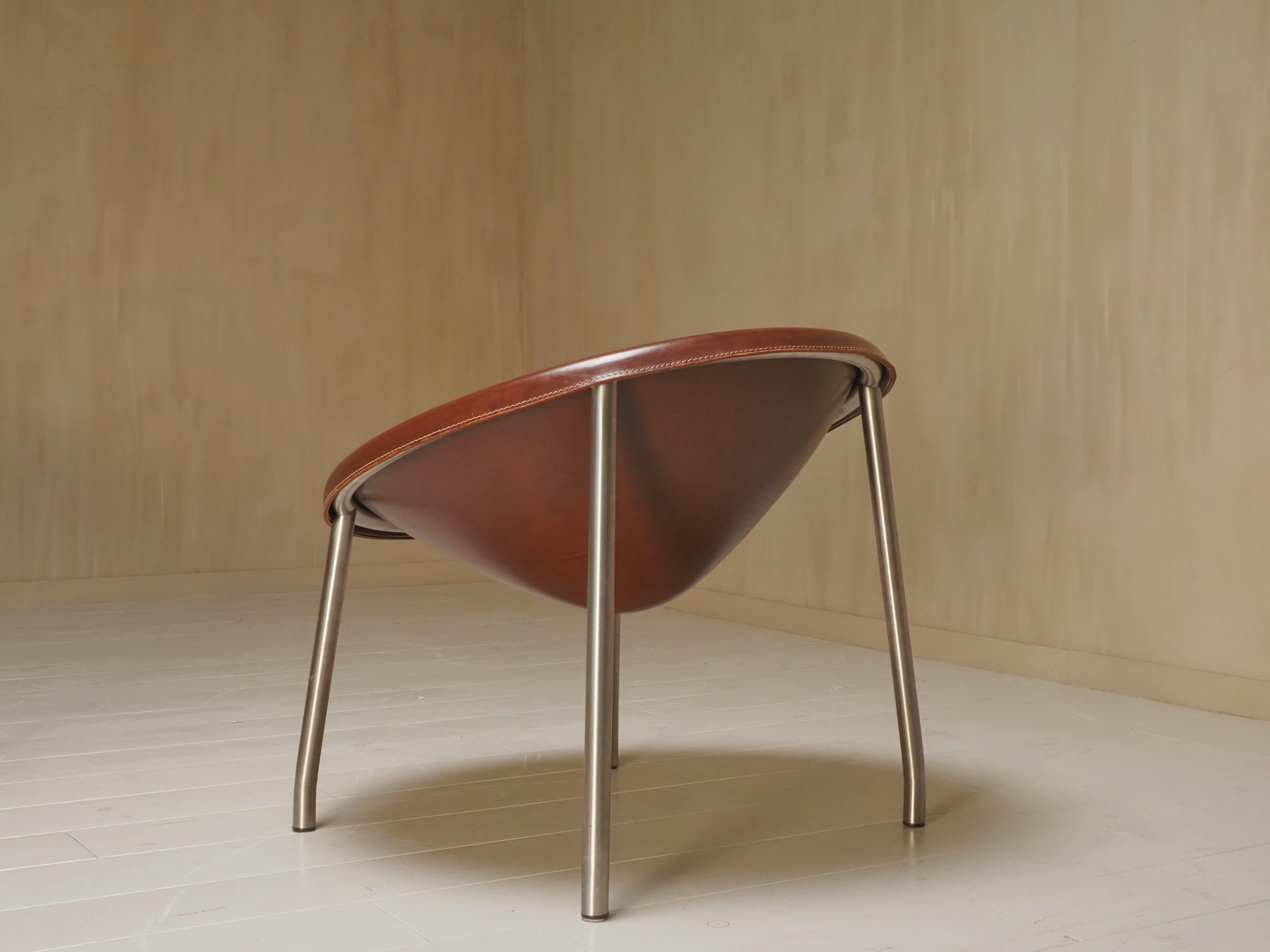 A pair of 'Poppea' easy chairs from Arte & Cuoio by Enrico Tonucci For Sale 3