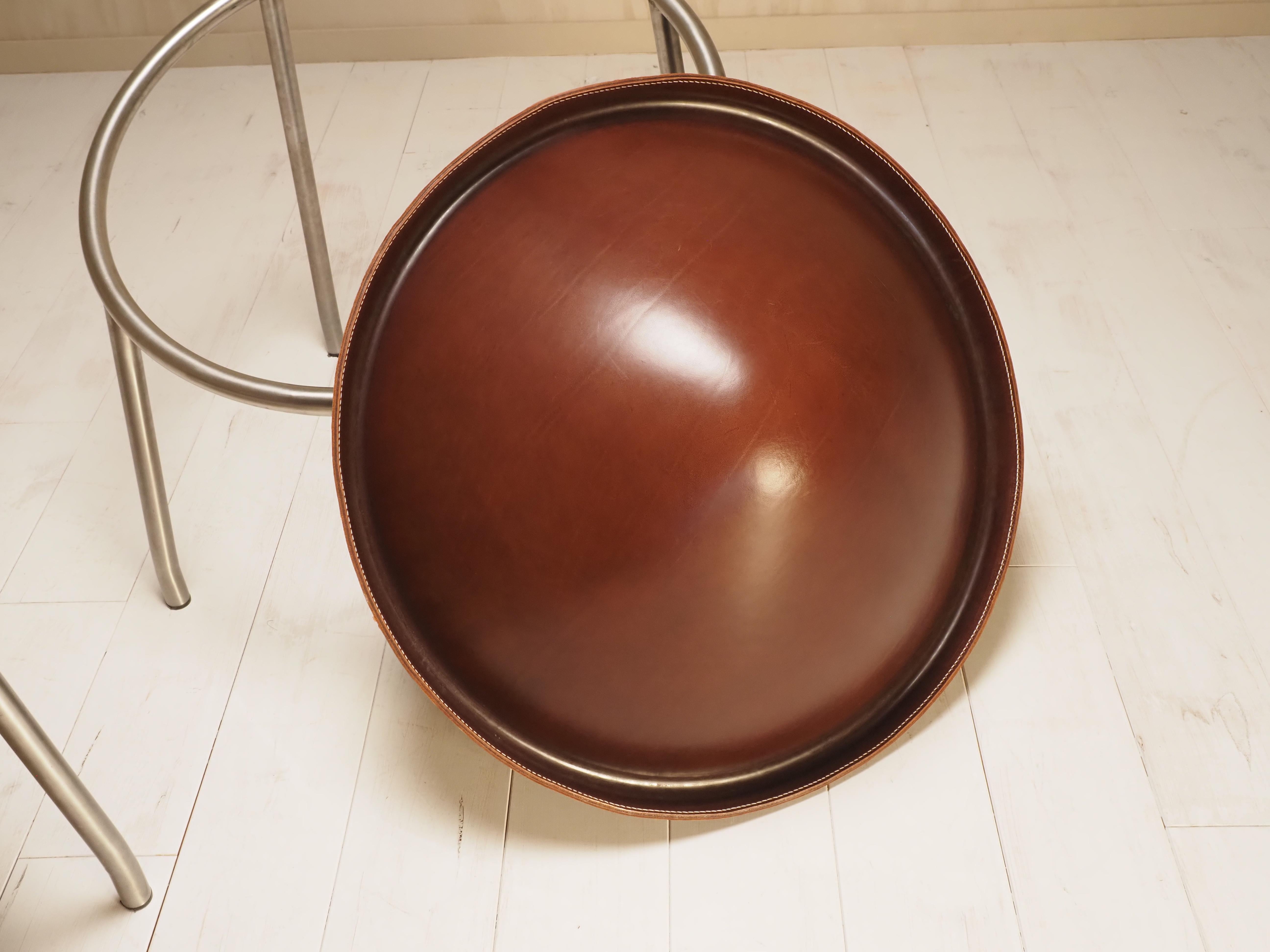 A pair of 'Poppea' easy chairs from Arte & Cuoio by Enrico Tonucci For Sale 8