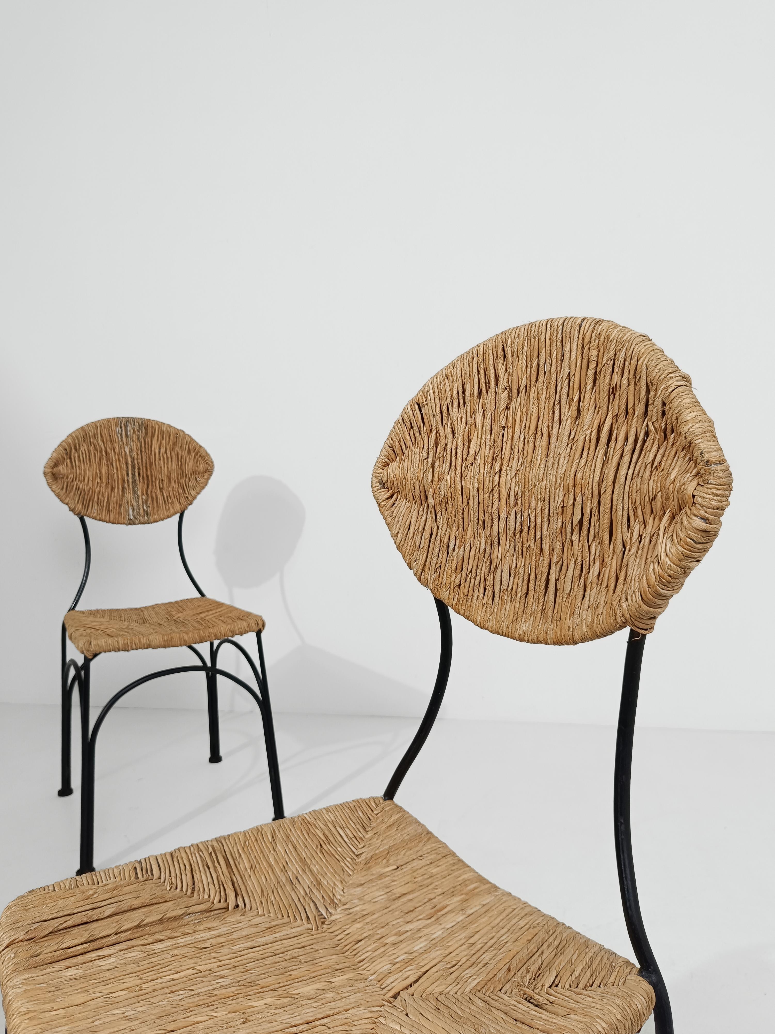 We offer for sale a pair of chairs designed during the 80s by the brilliant mind of designer Tom Dixon for the Italian company Cappellini.
These pair of chairs out of production are 