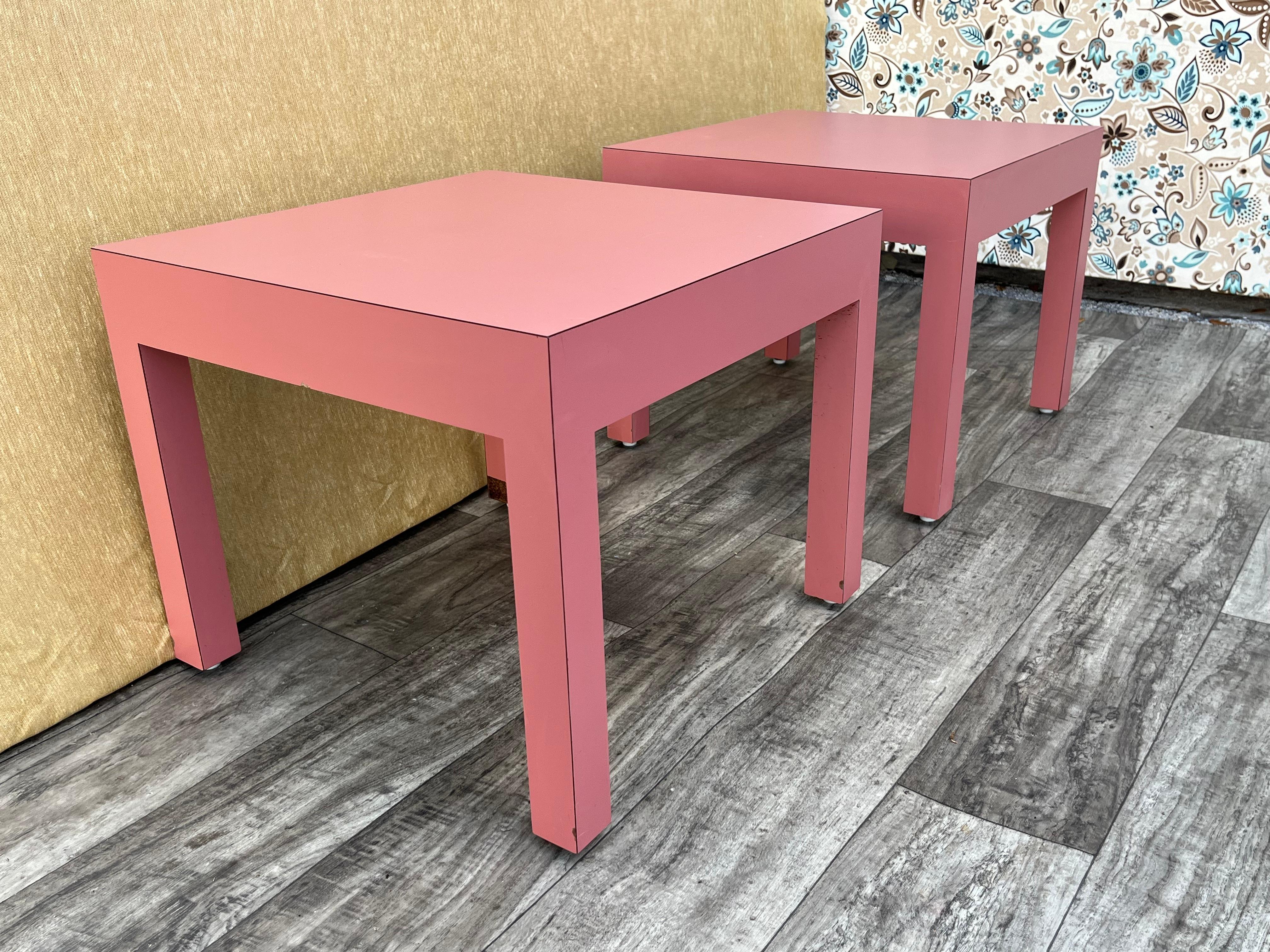 A Pair of Postmodern Laminate Side Tables by Lane Altavista. Circa 1970s In Good Condition For Sale In Miami, FL