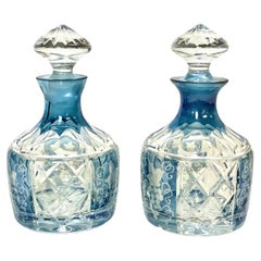 Pareja de Frascos de Cristal con Grabados de Vides y Uvas