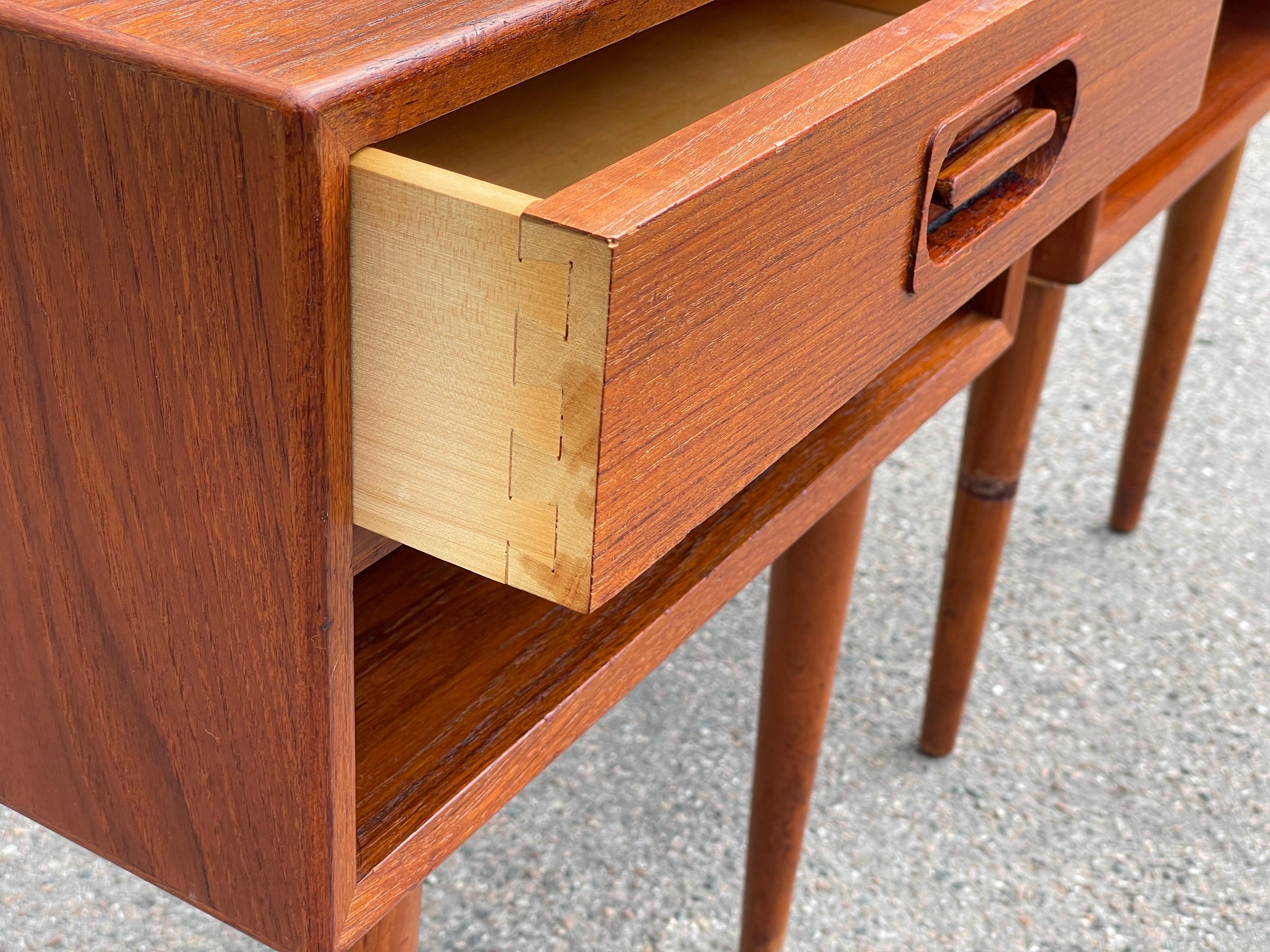 Mid-20th Century A pair of rare Johannes Andersen for Dyrlund teak nightstands from the 1960´s For Sale