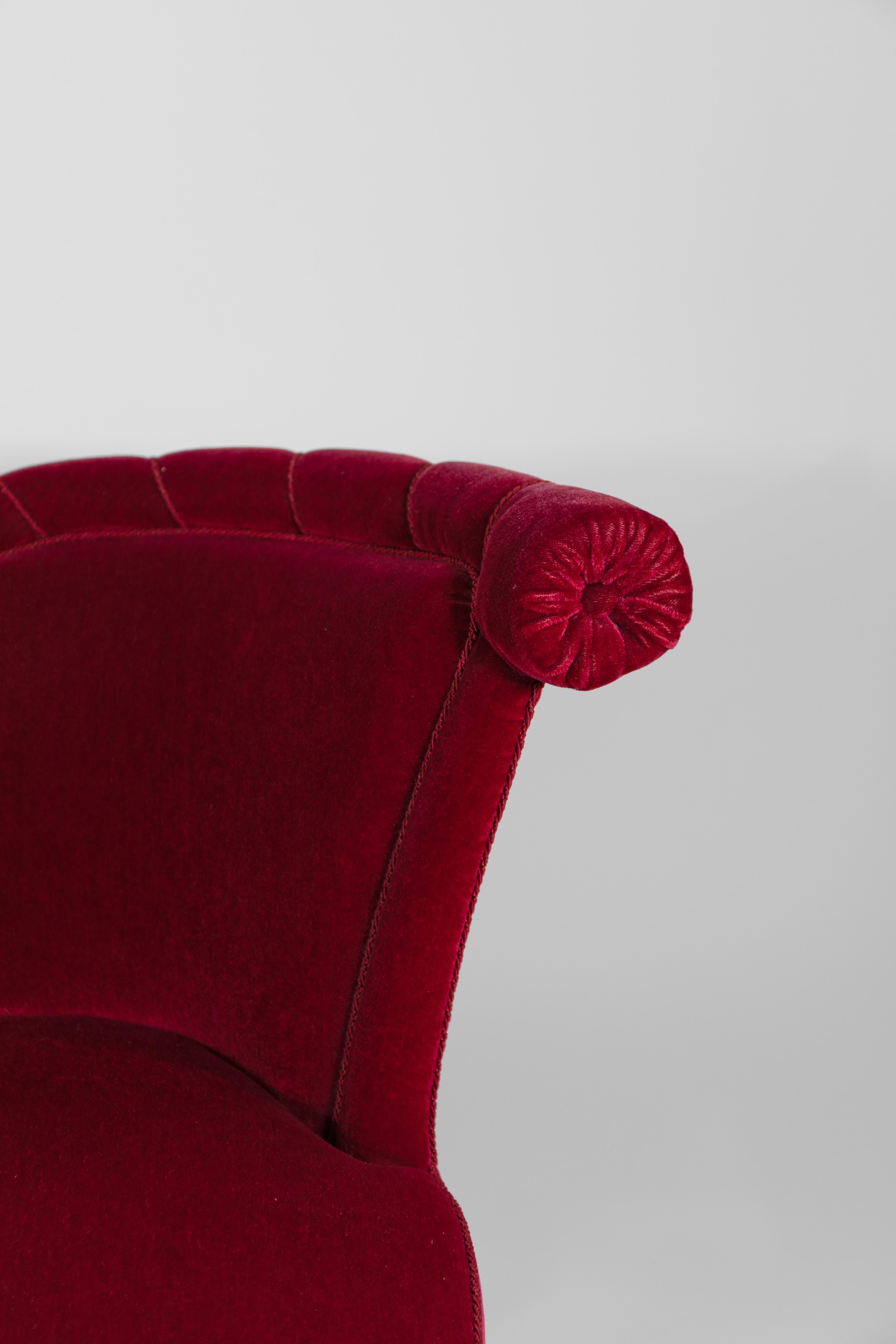 A Pair of Red Swedish Slipper Chairs For Sale 5