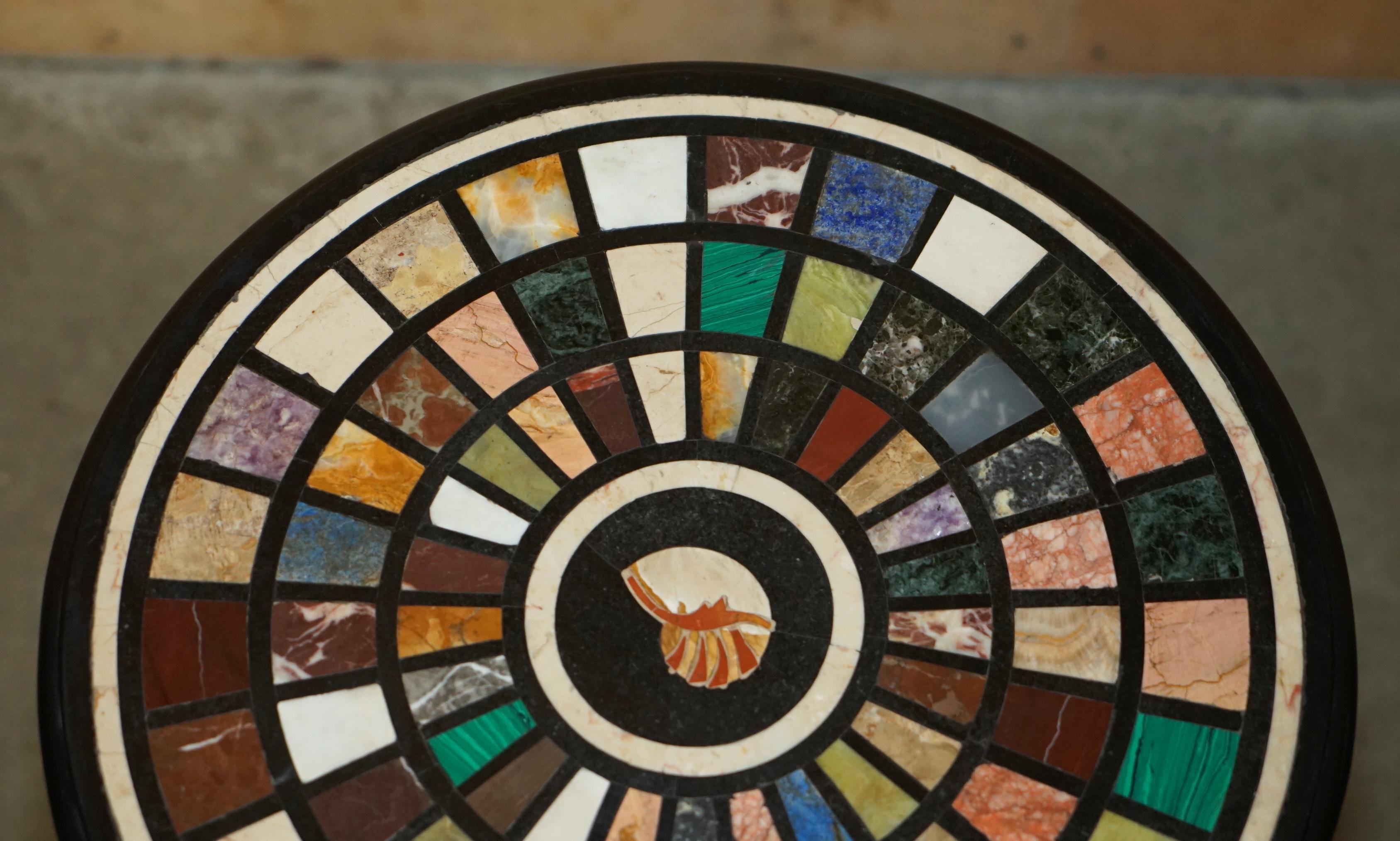 EIN Pärchen REGENCY 1810 SPECiMEN MARBEL PIETRA DURA & HARDWOOD OCCASIONAL TABLES (Britisch) im Angebot