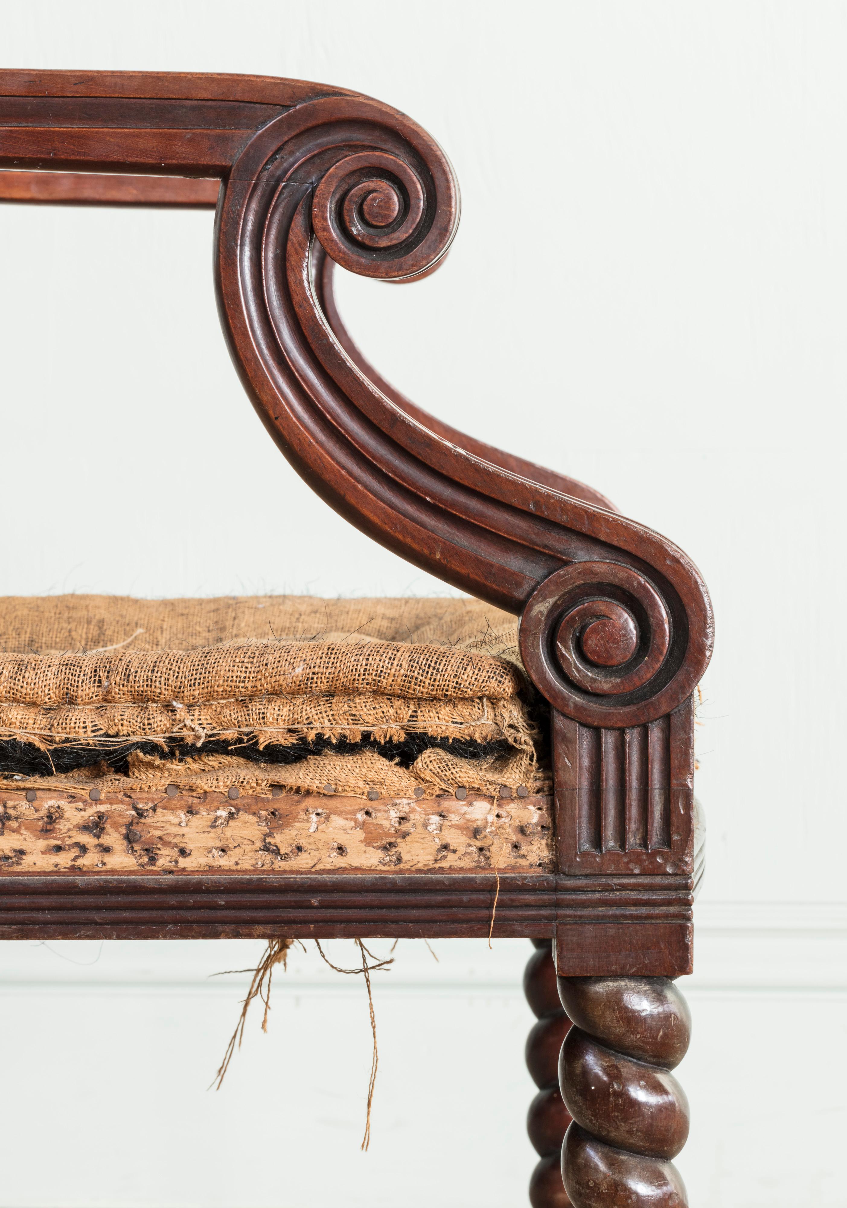 Hand-Carved Pair of Regency Mahogany Side Chairs For Sale