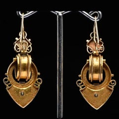 Orecchini pendenti in oro giallo antico 14 carati