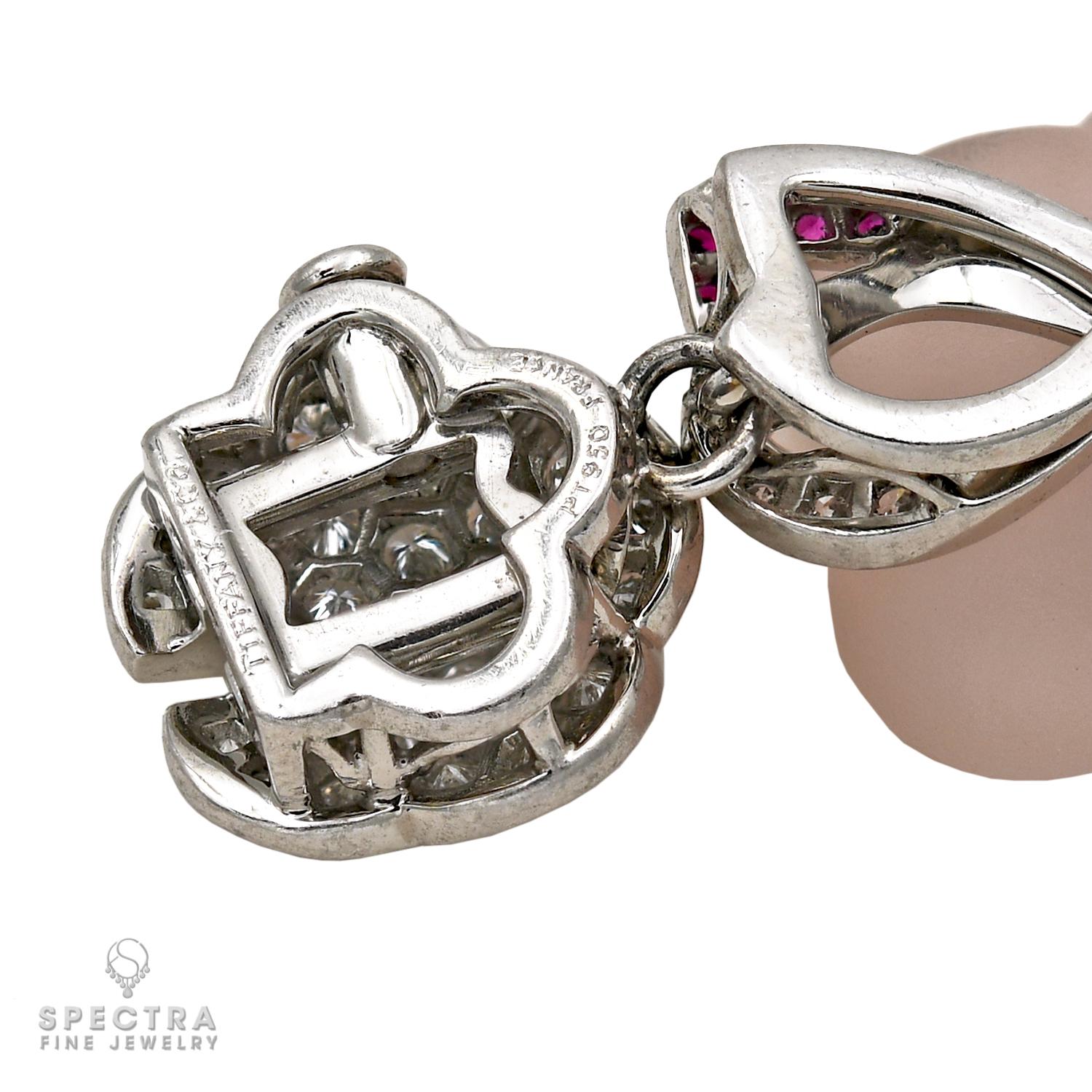 Paire de bracelets en cristal de roche, quartz, diamant et fleur par Tiffany & Co. en vente 1