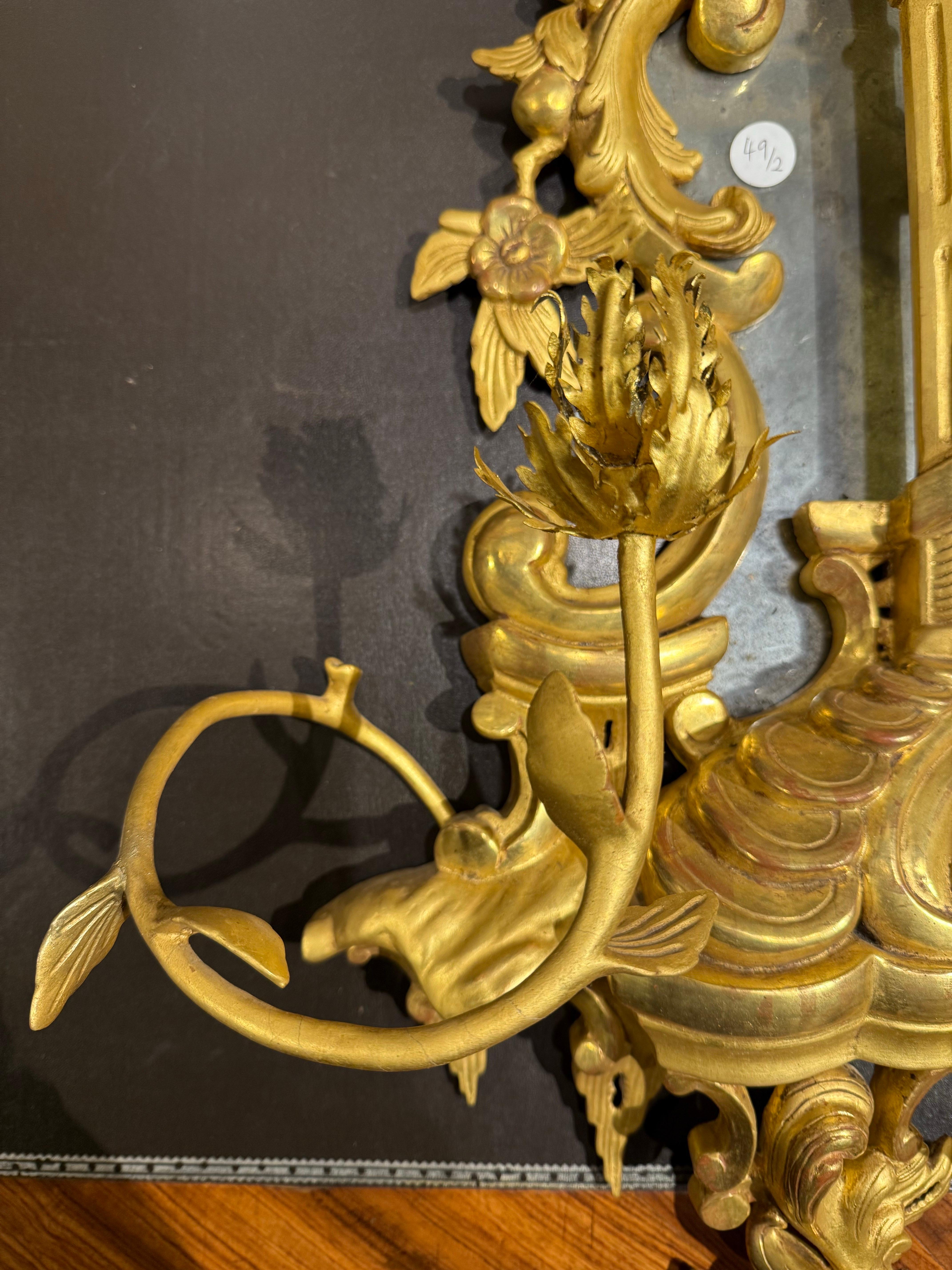 Paire d'appliques murales en bois doré de style rococo, XIXe siècle en vente 3