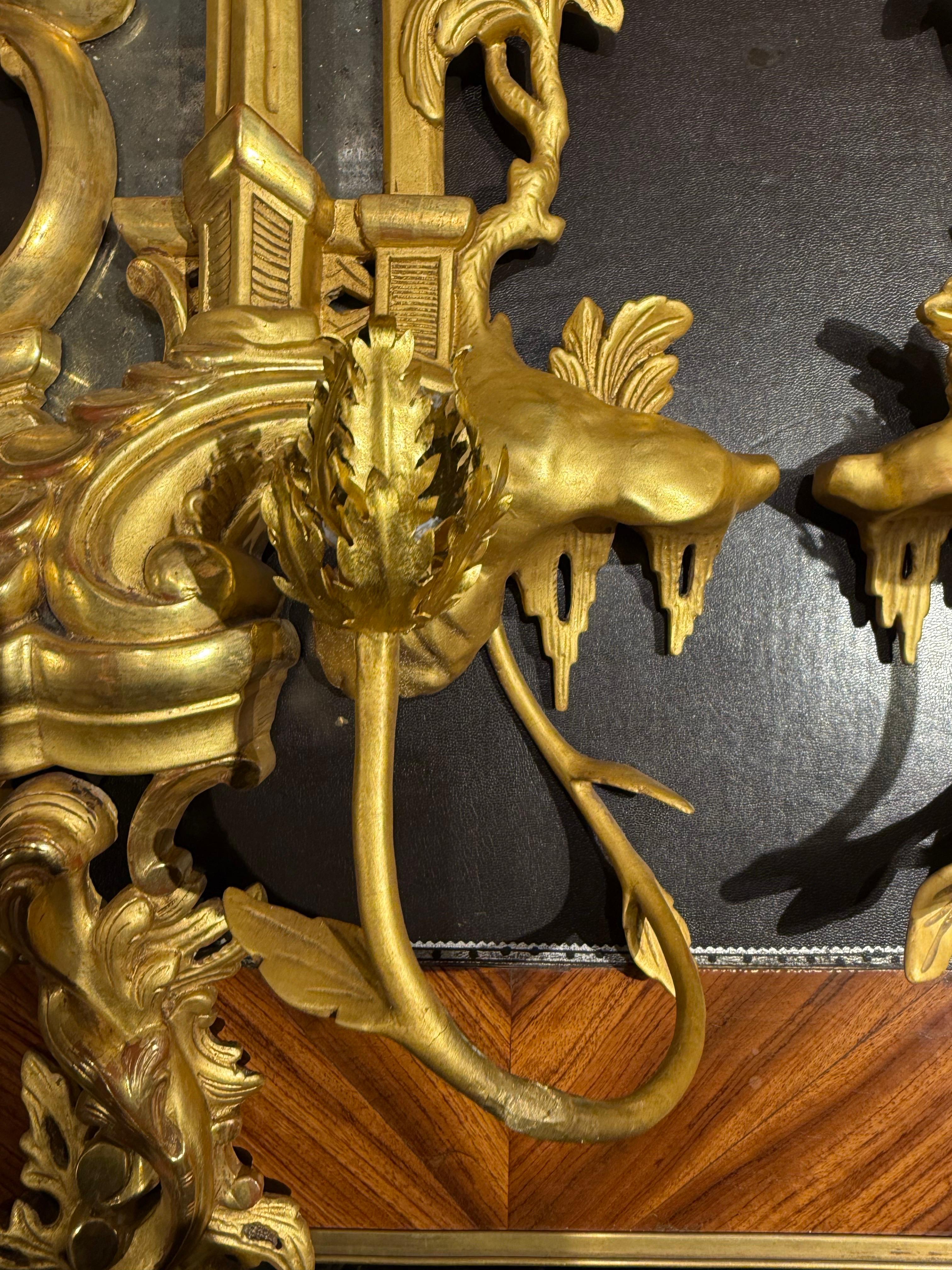 Paire d'appliques murales en bois doré de style rococo, XIXe siècle en vente 5