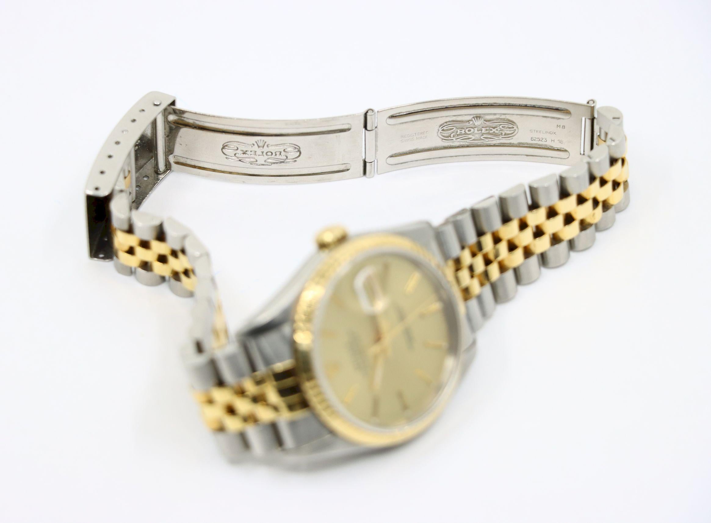Una coppia di Rolex Oyster Perpetual Datejust in oro 18 carati da uomo e da donna in vendita 9