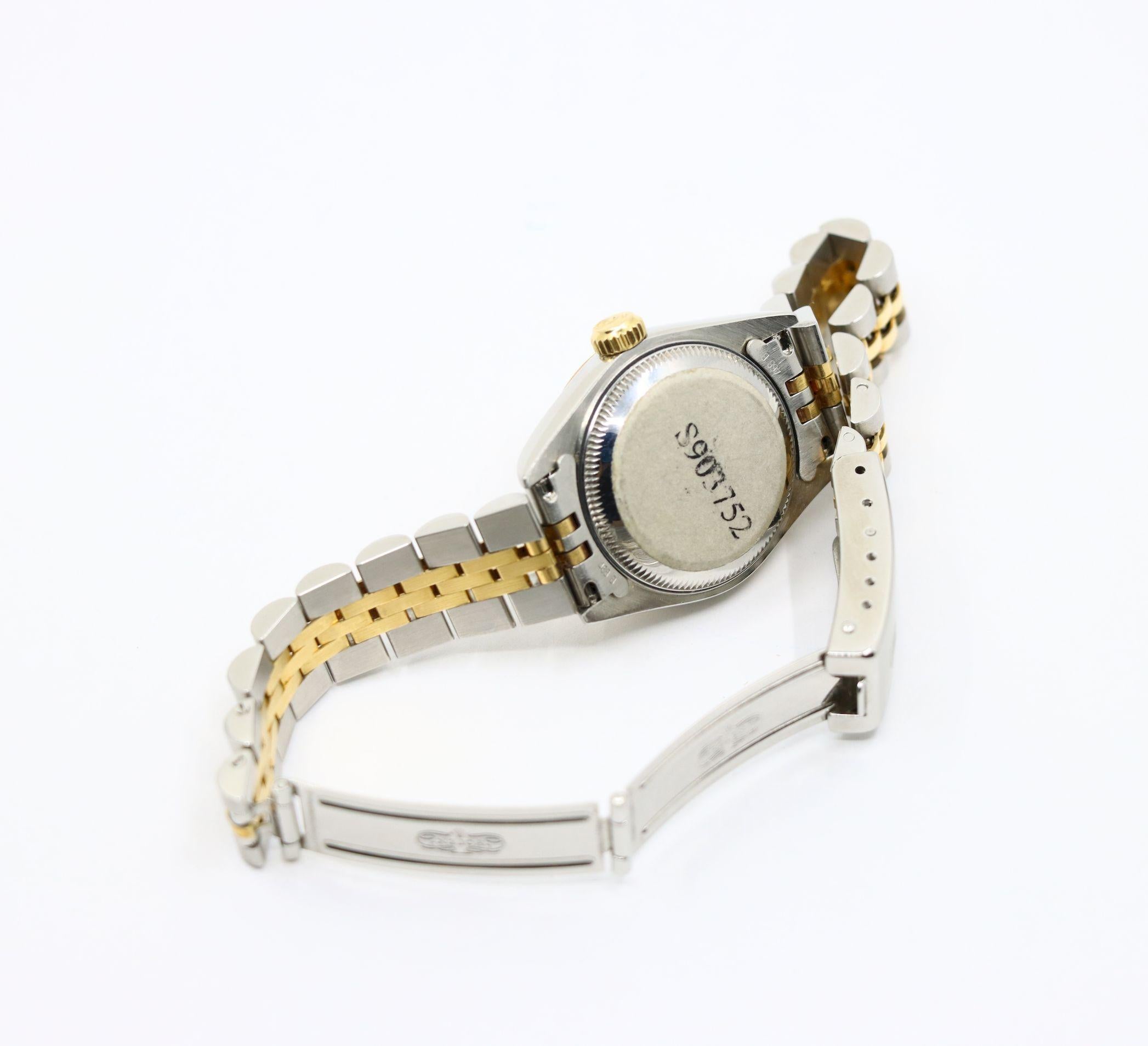Una coppia di Rolex Oyster Perpetual Datejust in oro 18 carati da uomo e da donna in vendita 16