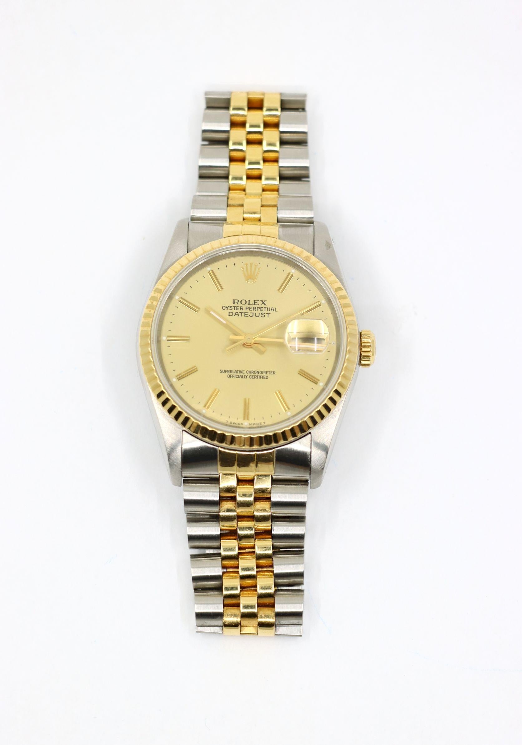 Una coppia di Rolex Oyster Perpetual Datejust in oro 18 carati da uomo e da donna in vendita 5