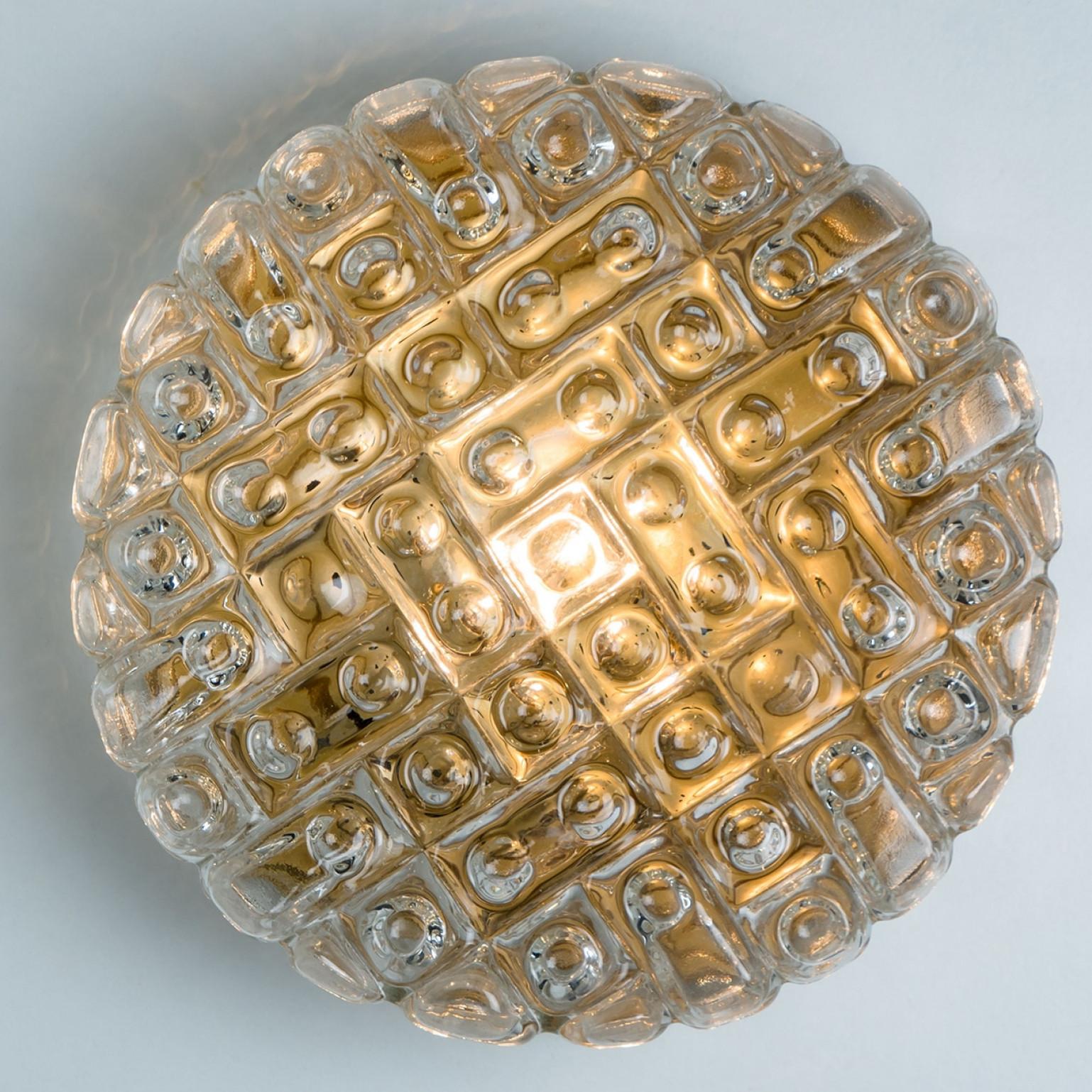 Metallo A Pair of Round Clear Bubble Glass Wall Lights in the Style of Helena Tynell in vendita