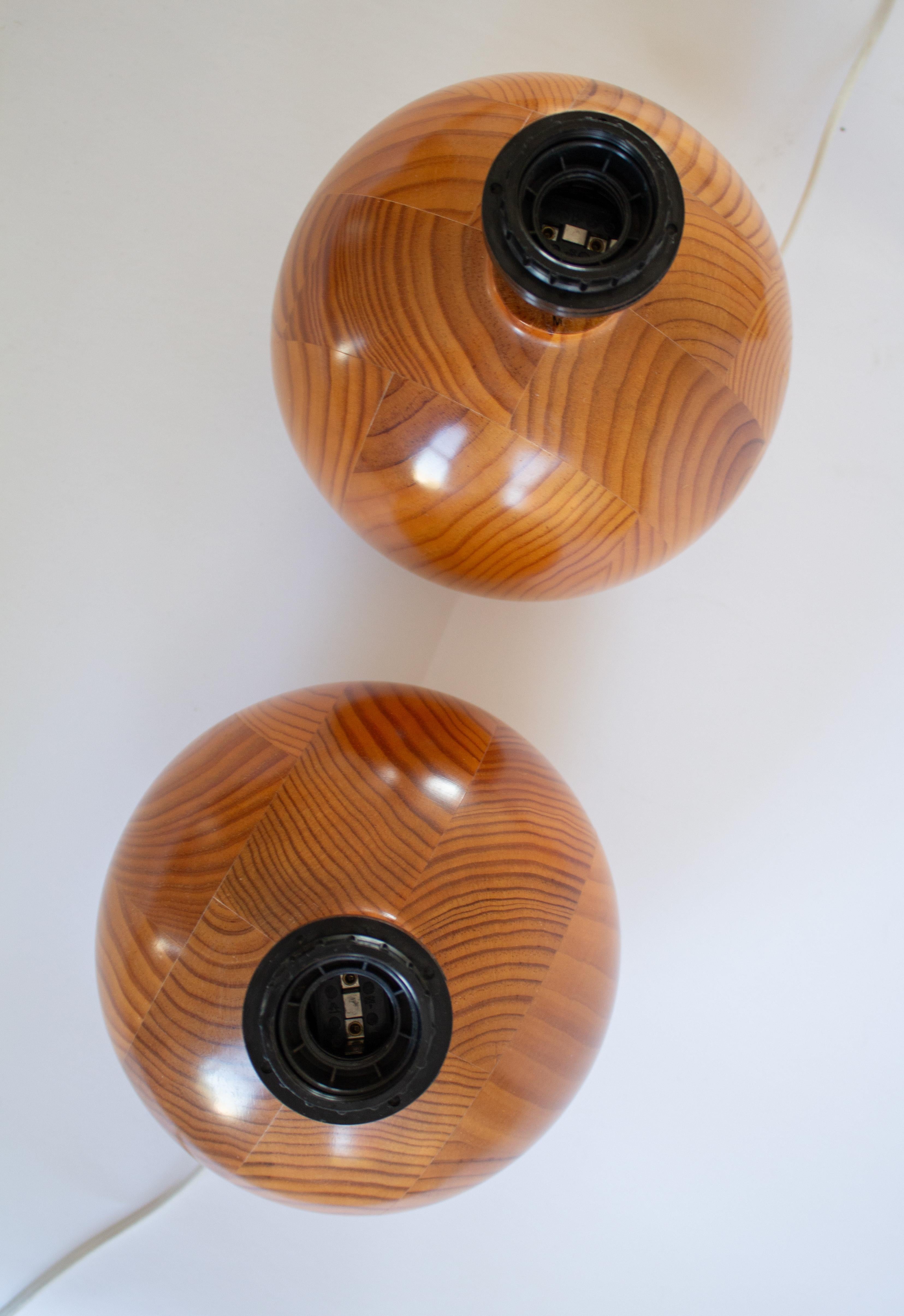A Pair of Round Designer Table Lamps in Solid Pine from Sweden, 1970s 1