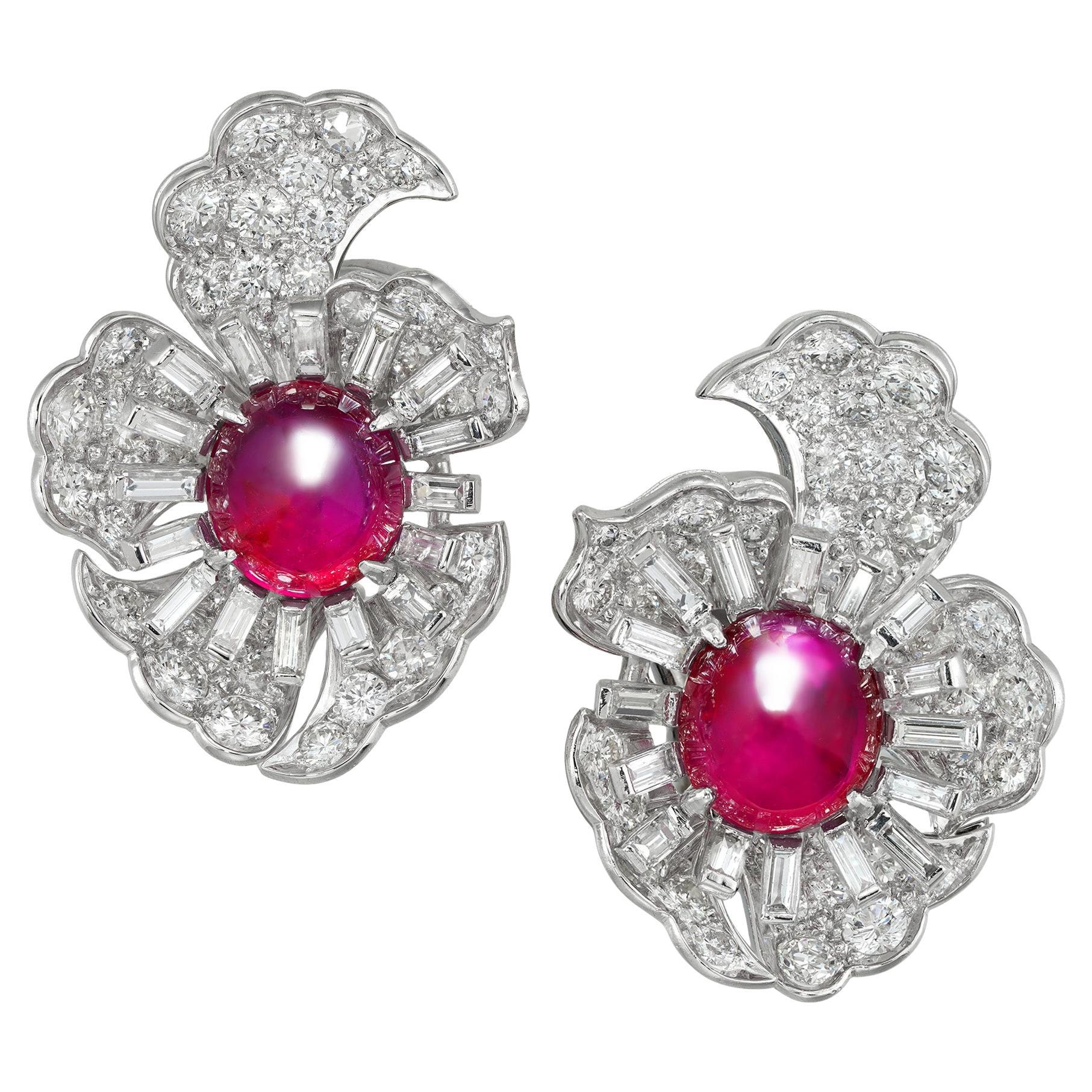 Paire de boucles d'oreilles en rubis et diamants de David Web en vente