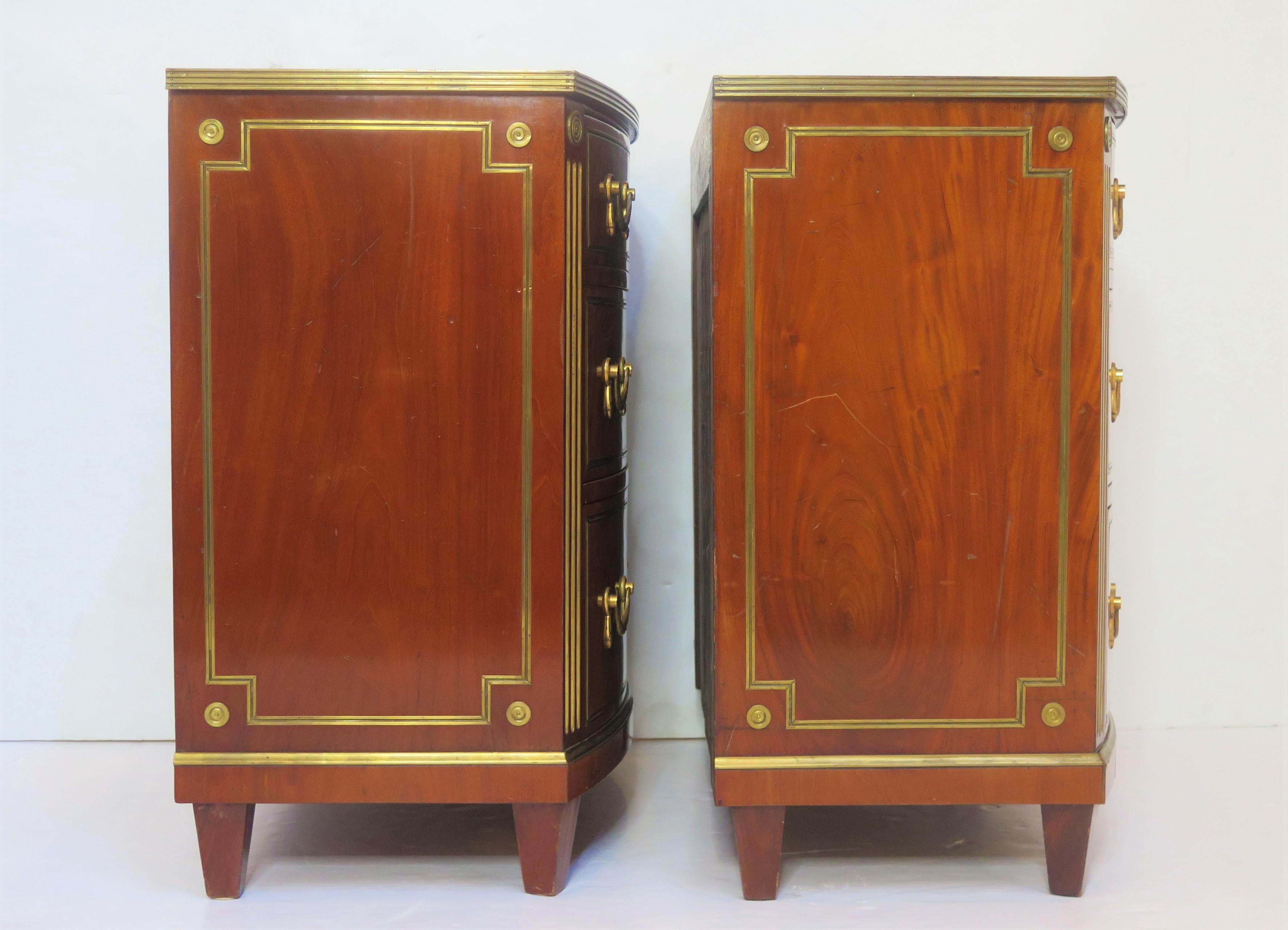 Baltic A Pair of Russian Neoclassical Chests of Drawers For Sale