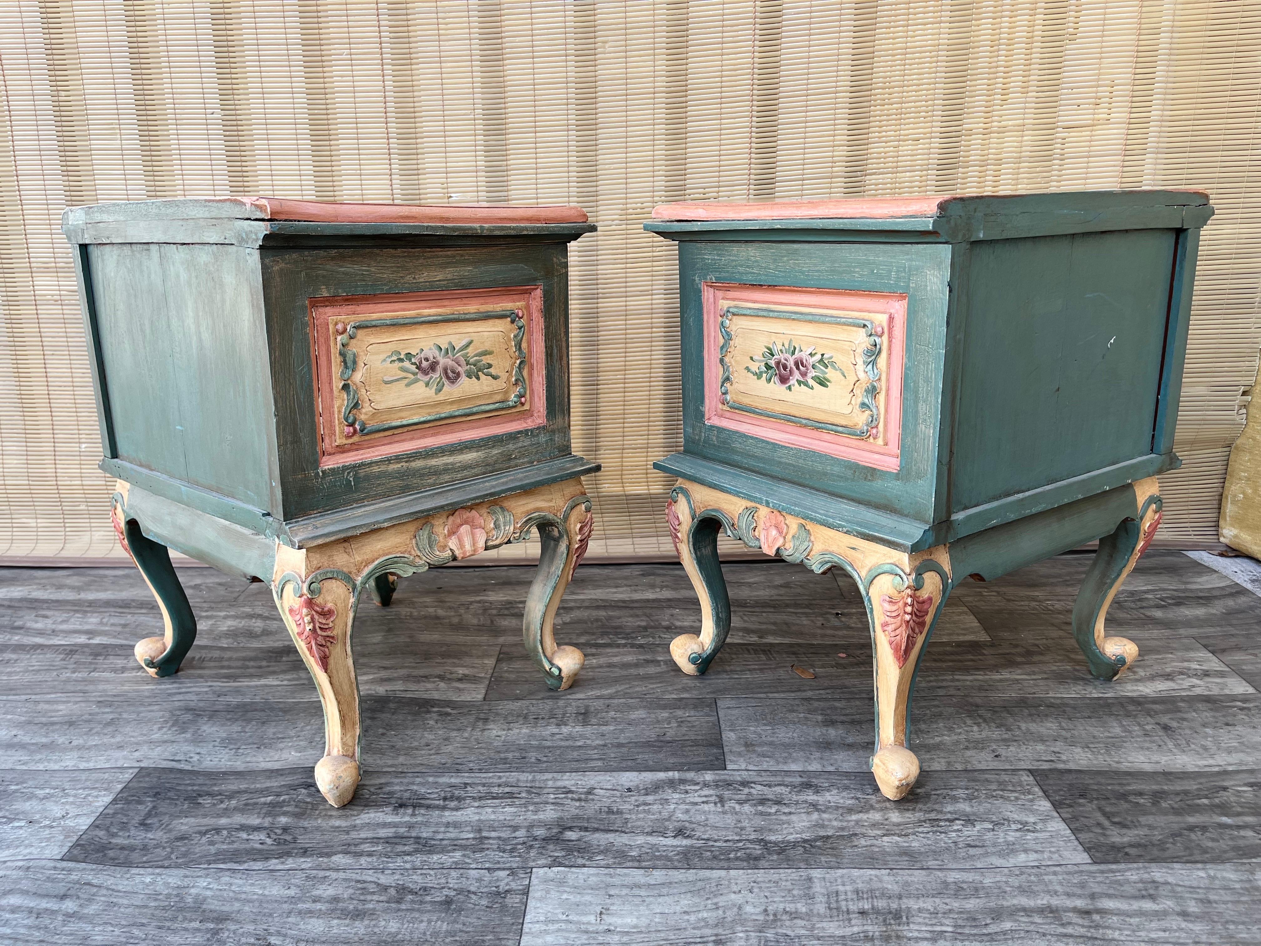 A Pair of Rustic Bohemian Style hand-crafted Venetian Rococo Style Nightstands. For Sale 3
