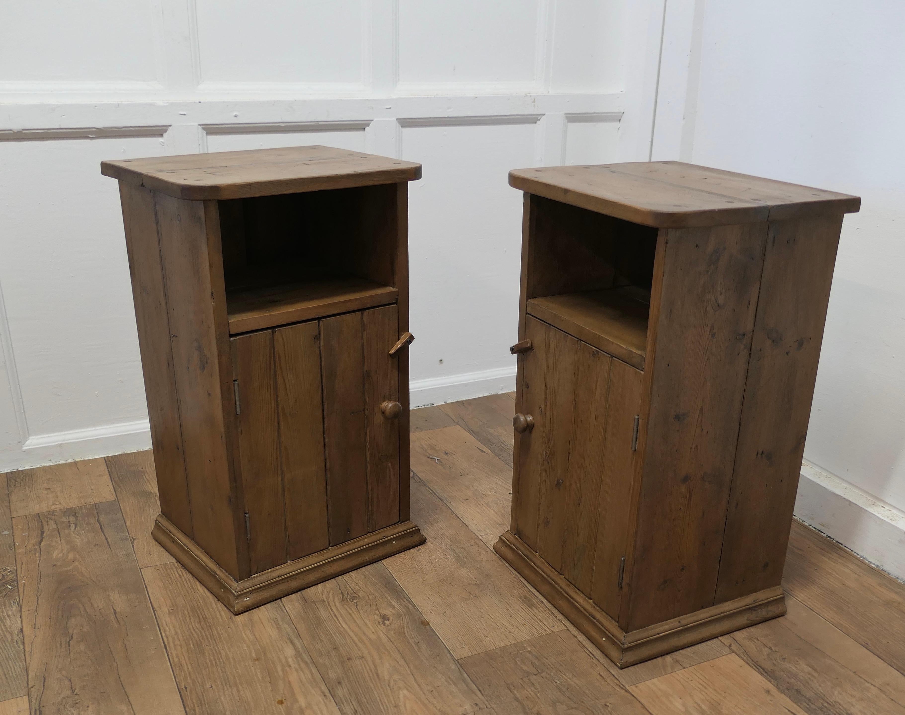 Early 20th Century A Pair of Rustic Pine Bedside Cupboards, Night Tables    For Sale