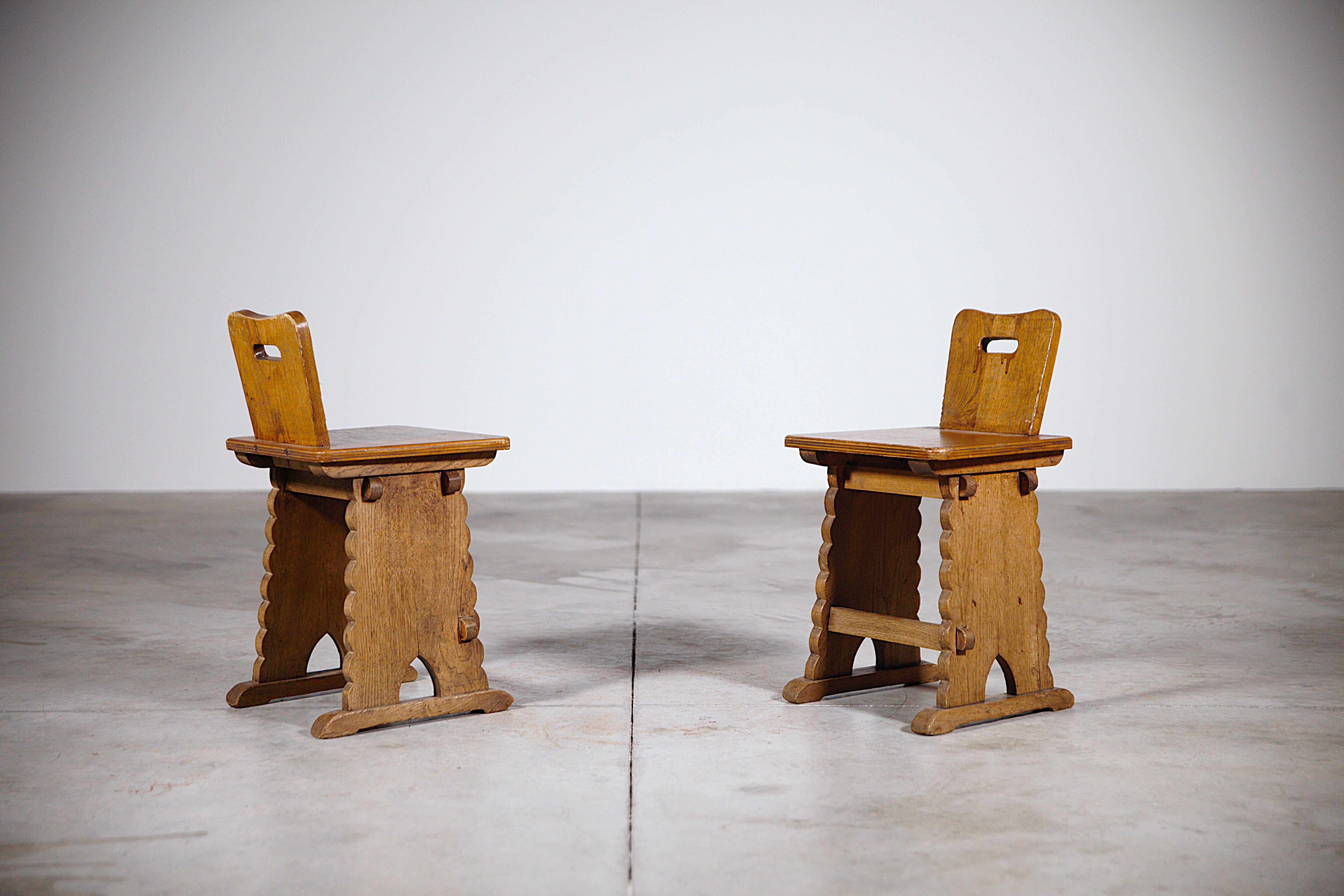 A Pair of Rustic Stools from French Mountains 1970s For Sale 7