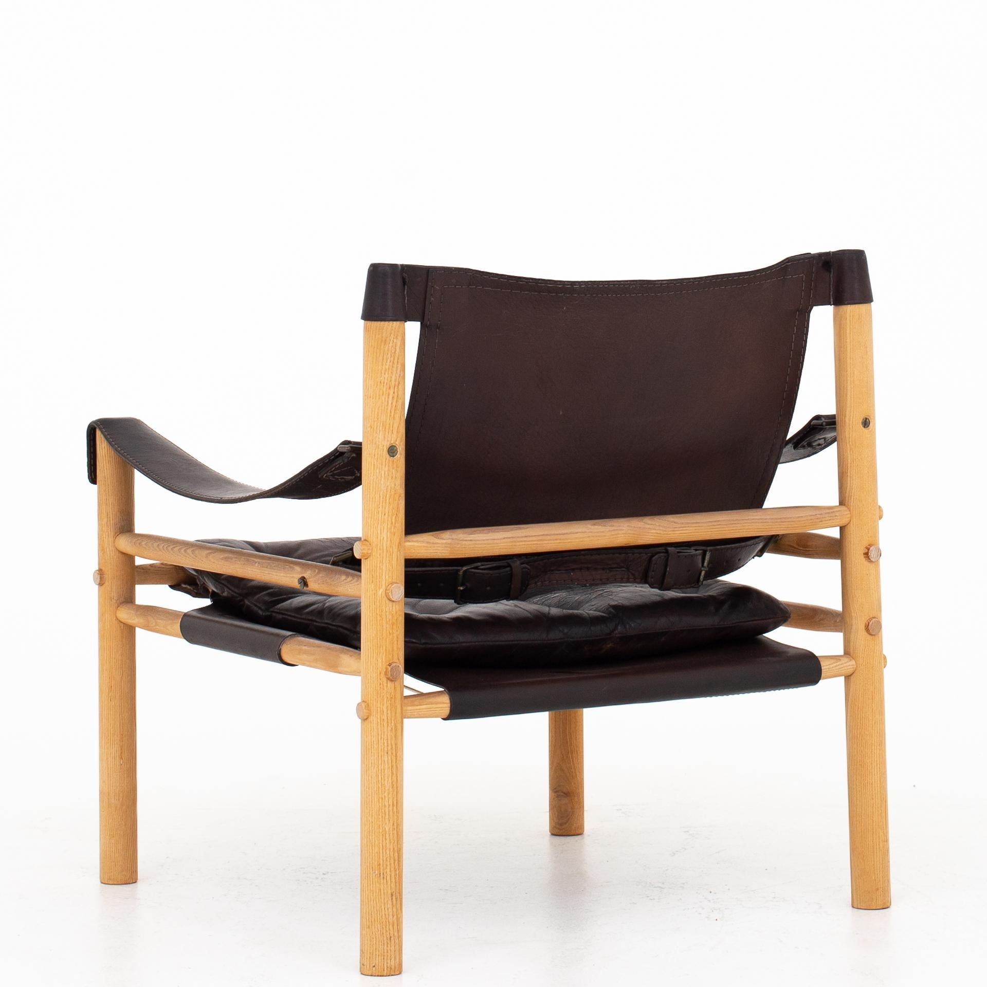 Scandinavian Modern Pair of Safari Chairs by Arne Norell
