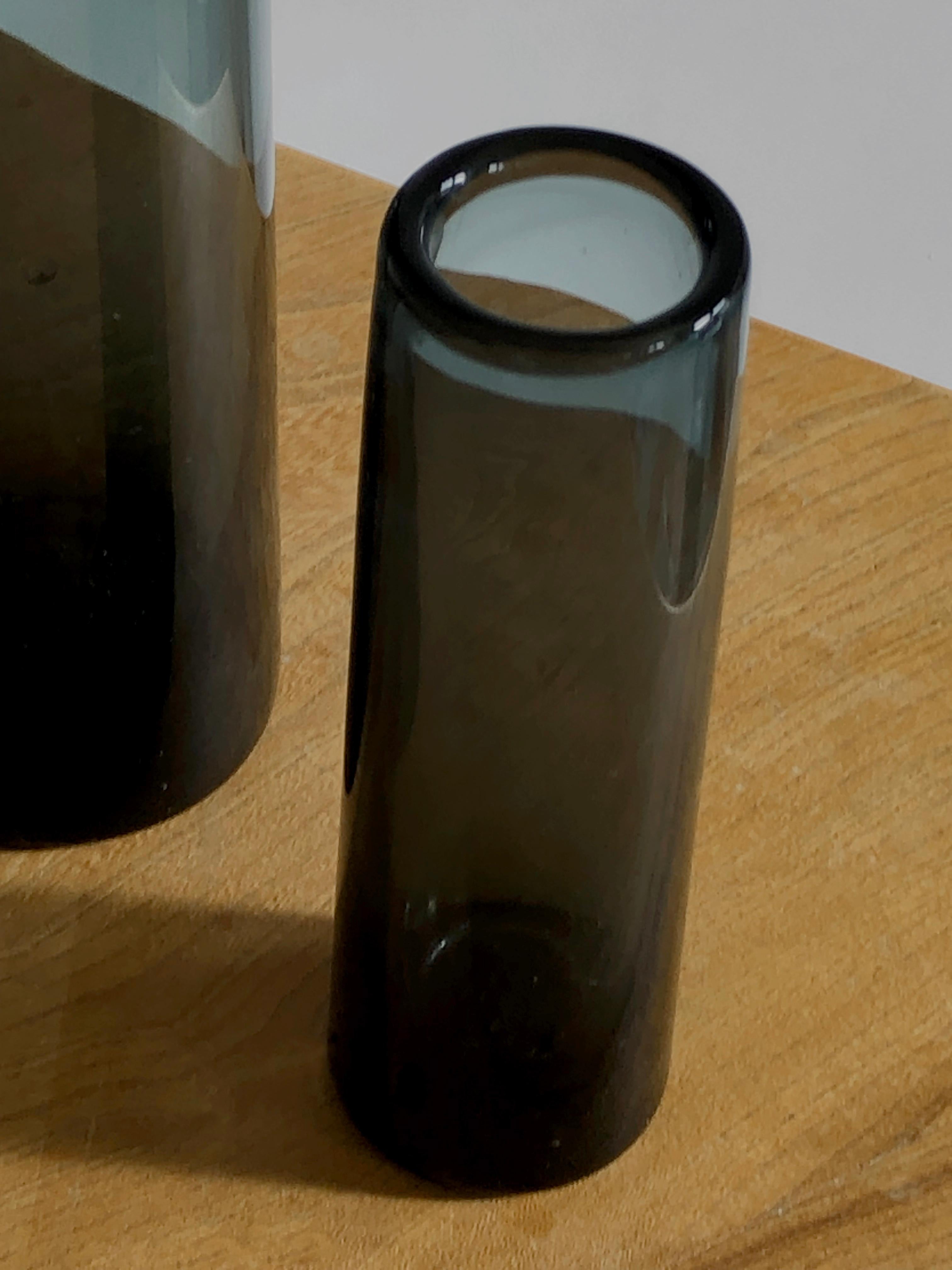 A Pair of SCANDINAVIAN GLASS VASES, by PER LUTKEN, for HOLMEGAARD, Denmark 1960 For Sale 7