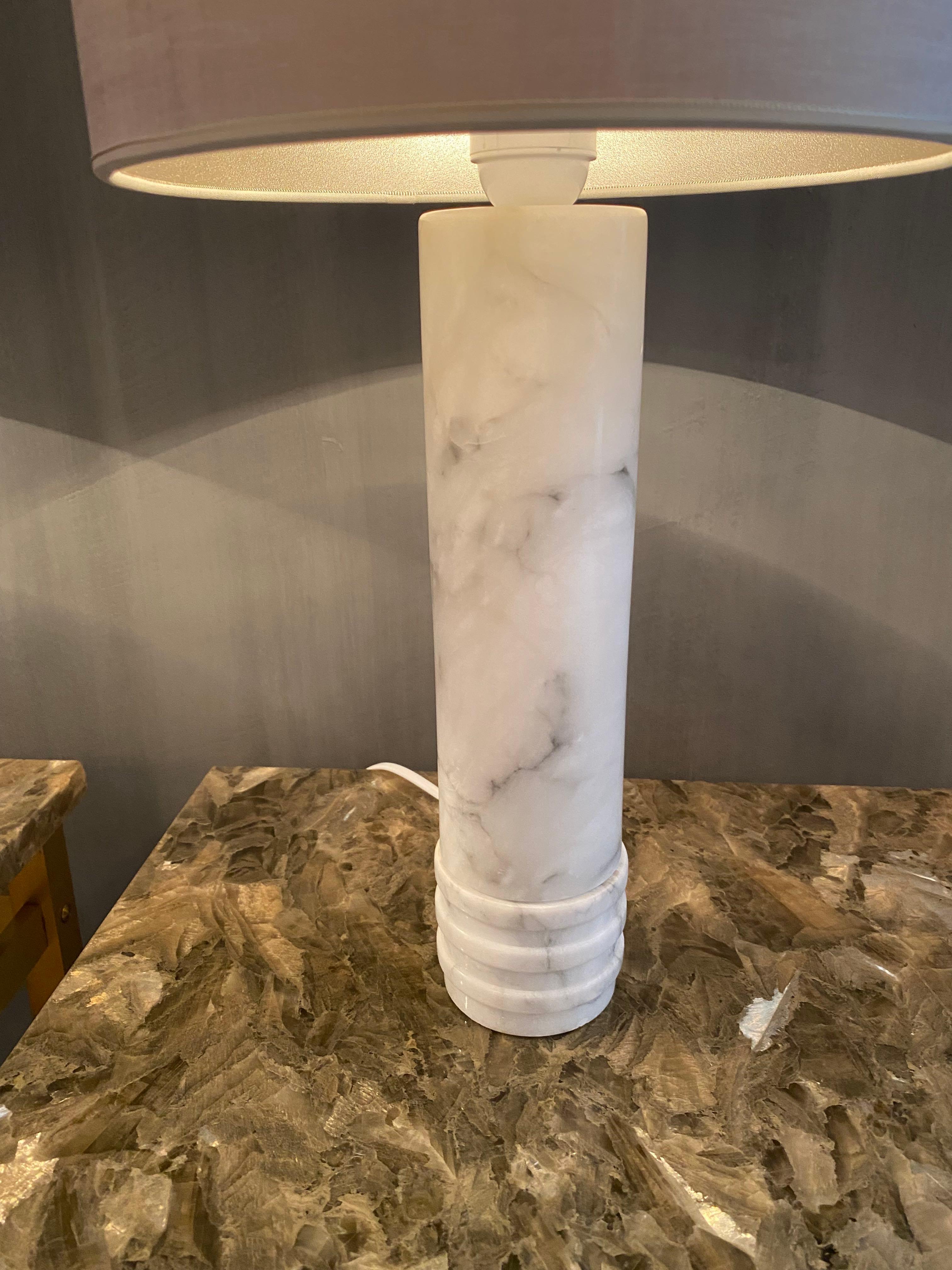 Paire de lampes de table scandinaves modernes en marbre de Carrare par Bergboms Suède en vente 4