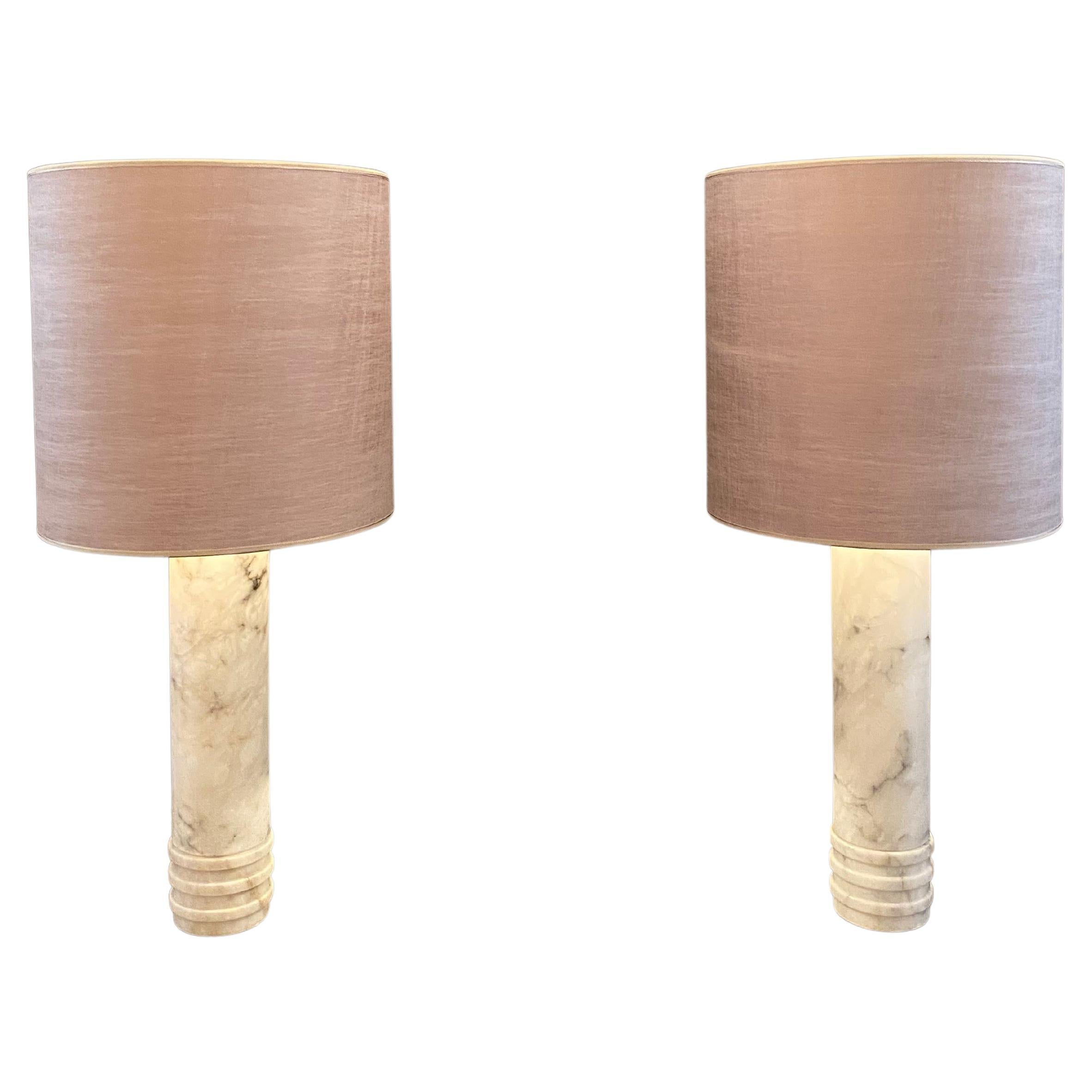 Paire de lampes de table scandinaves modernes en marbre de Carrare par Bergboms Suède en vente