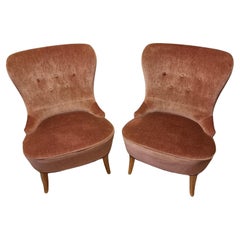 A pair of Scandinavian Modern Classic "Emma" - lounge chairs by Stockmann OY
