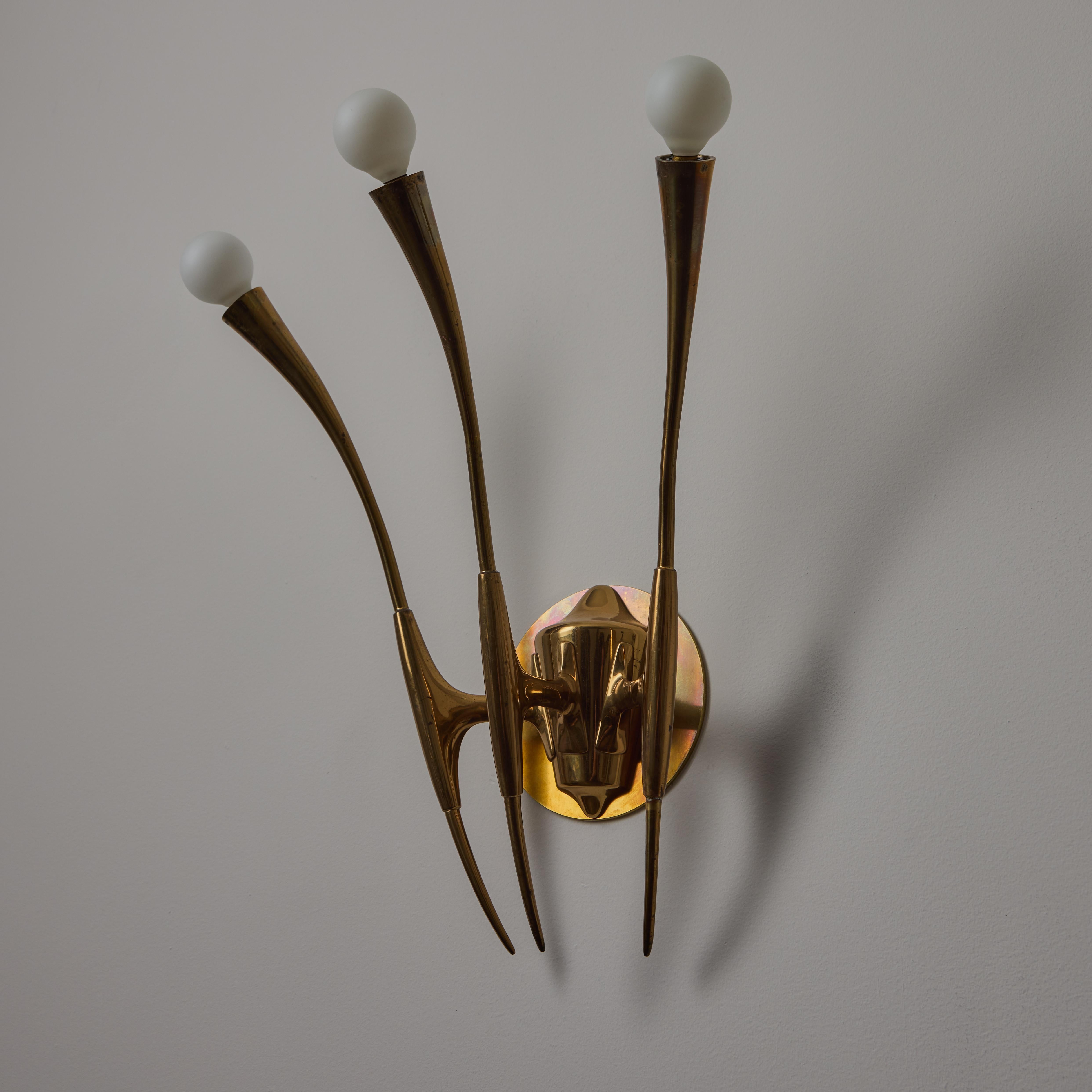 A Pair of Sconces by Oscar Torlasco For Sale 4