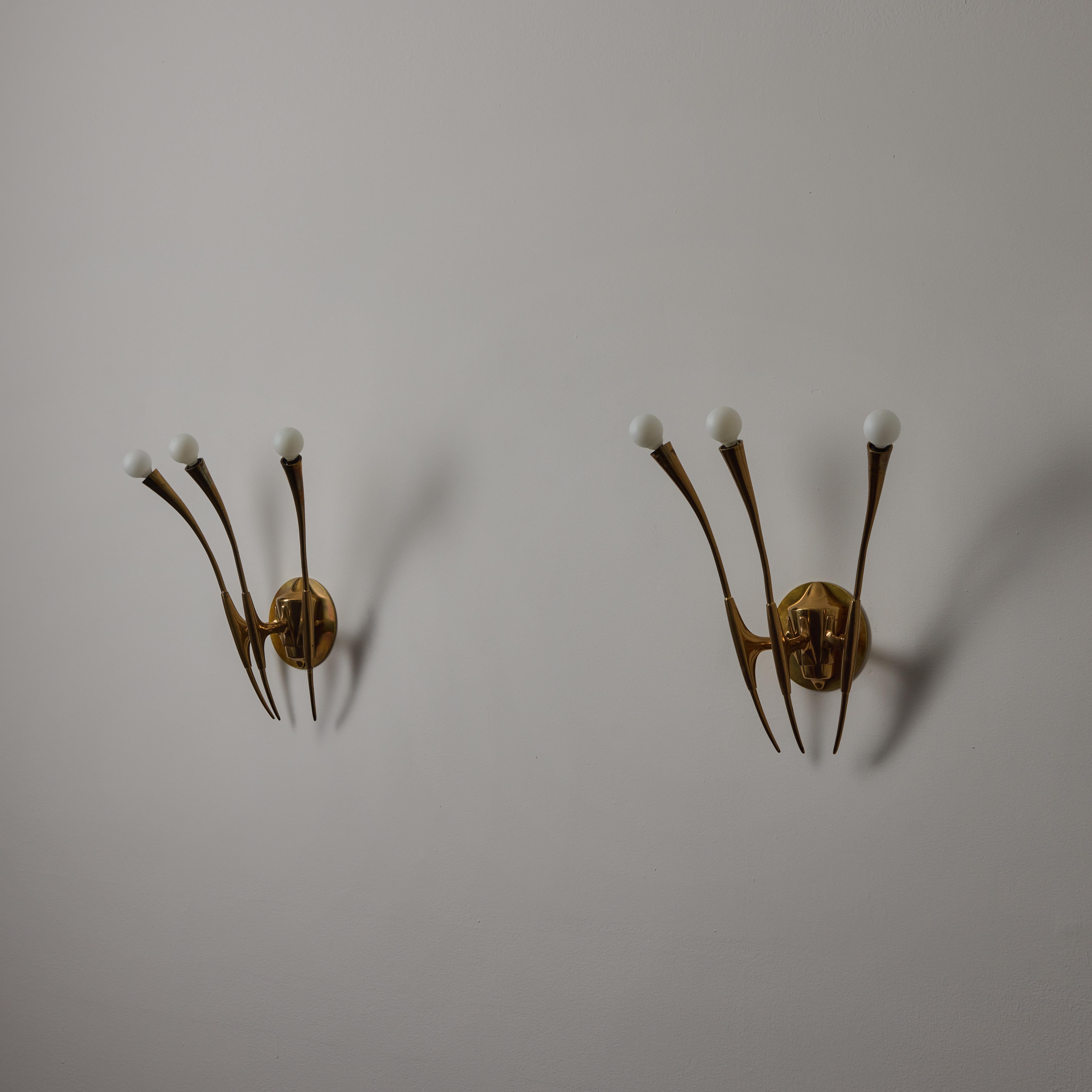 A Pair of Sconces by Oscar Torlasco For Sale 7