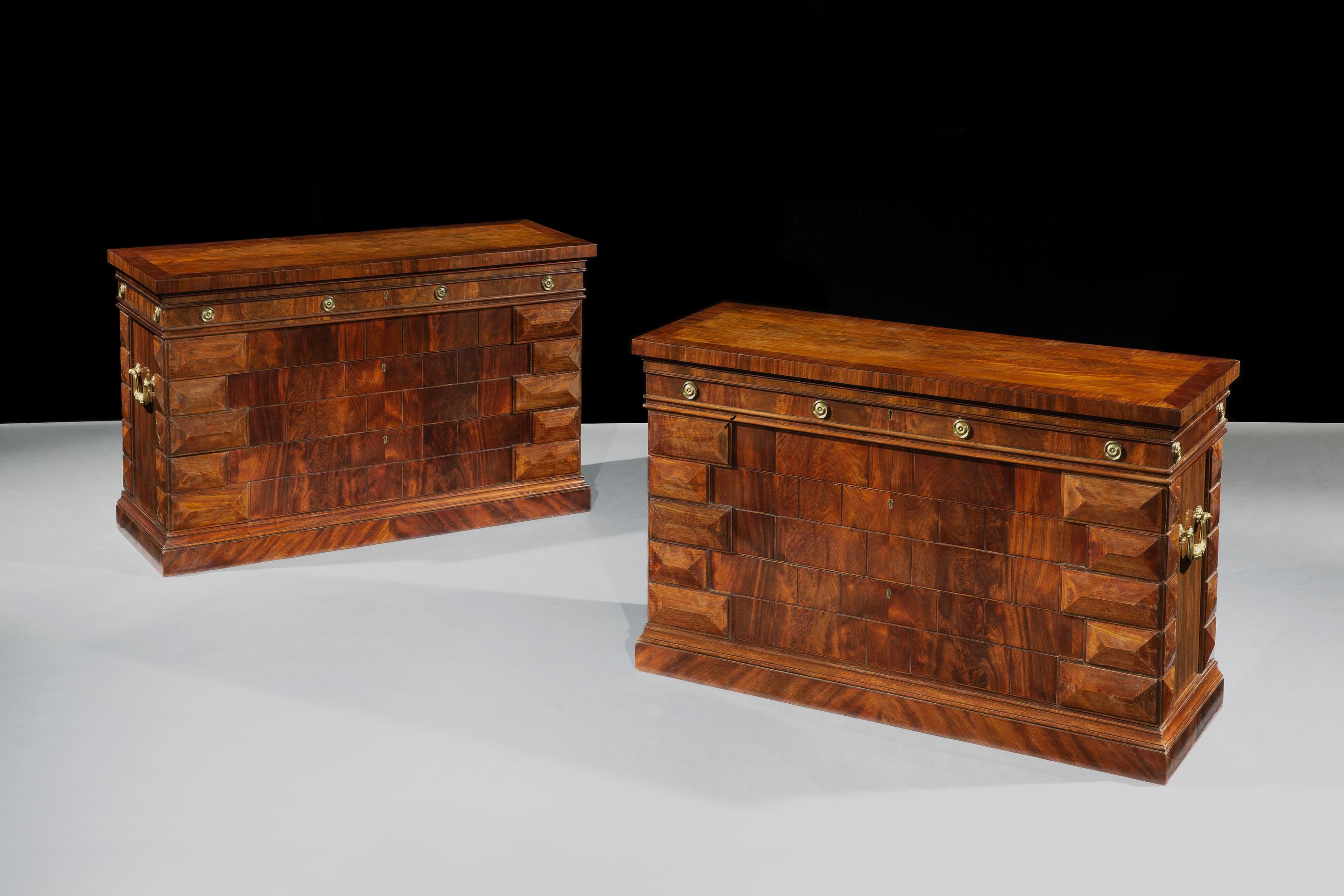 Early 19th Century A Pair of Scottish George IV Mahogany Architectural Commodes For Sale