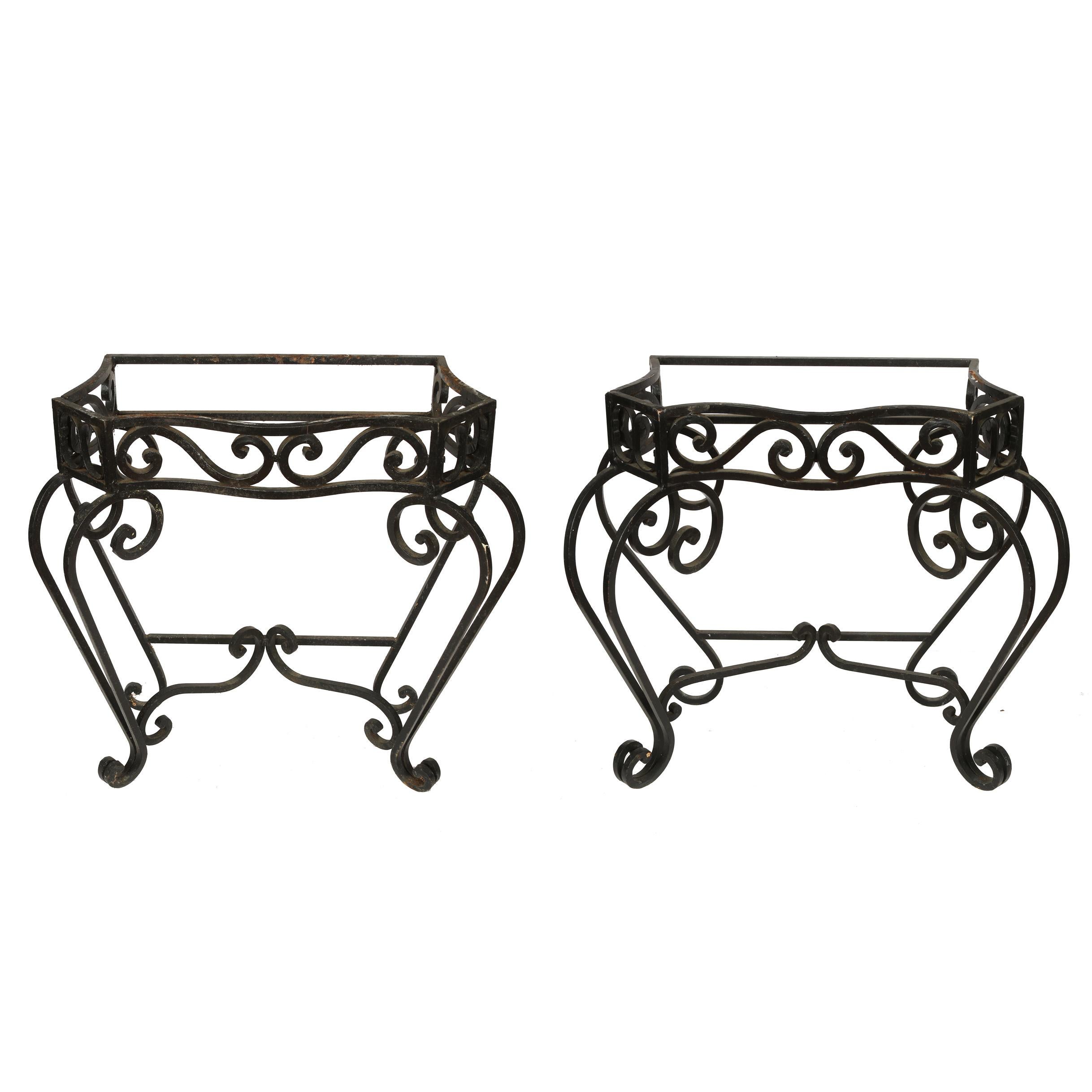 Pair of Scroll Iron Console Bases In Good Condition For Sale In Locust Valley, NY