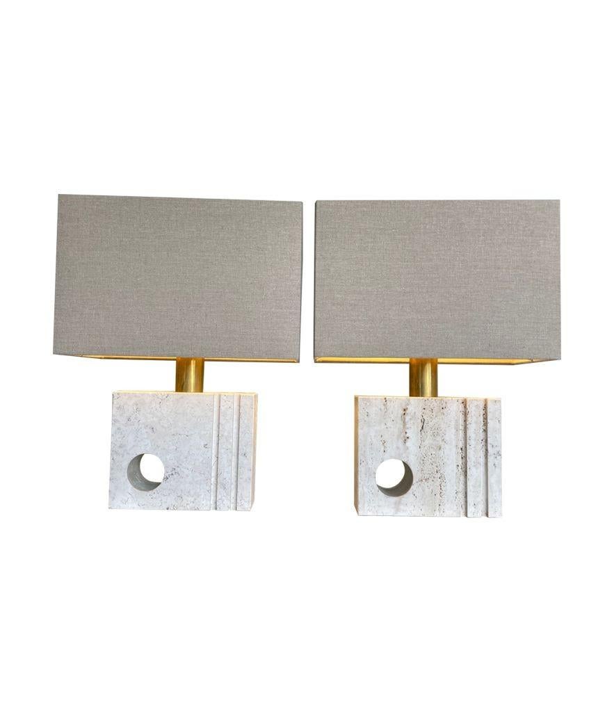 A pair of sculptural Italian 1970s Travertine lamps by Fratelli Mannelli For Sale 2