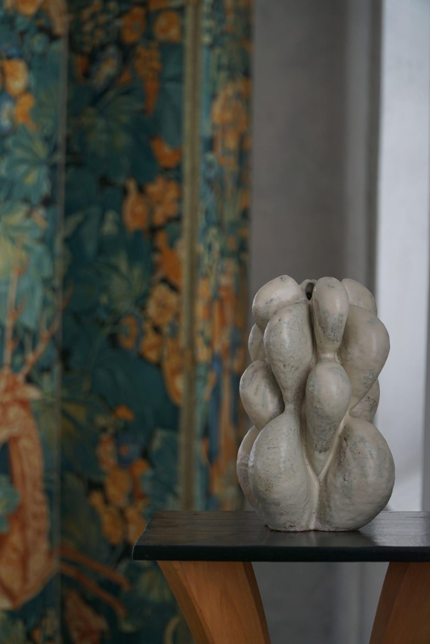 Francese Coppia di piedistalli scultorei, design francese postmoderno, anni '80 in vendita