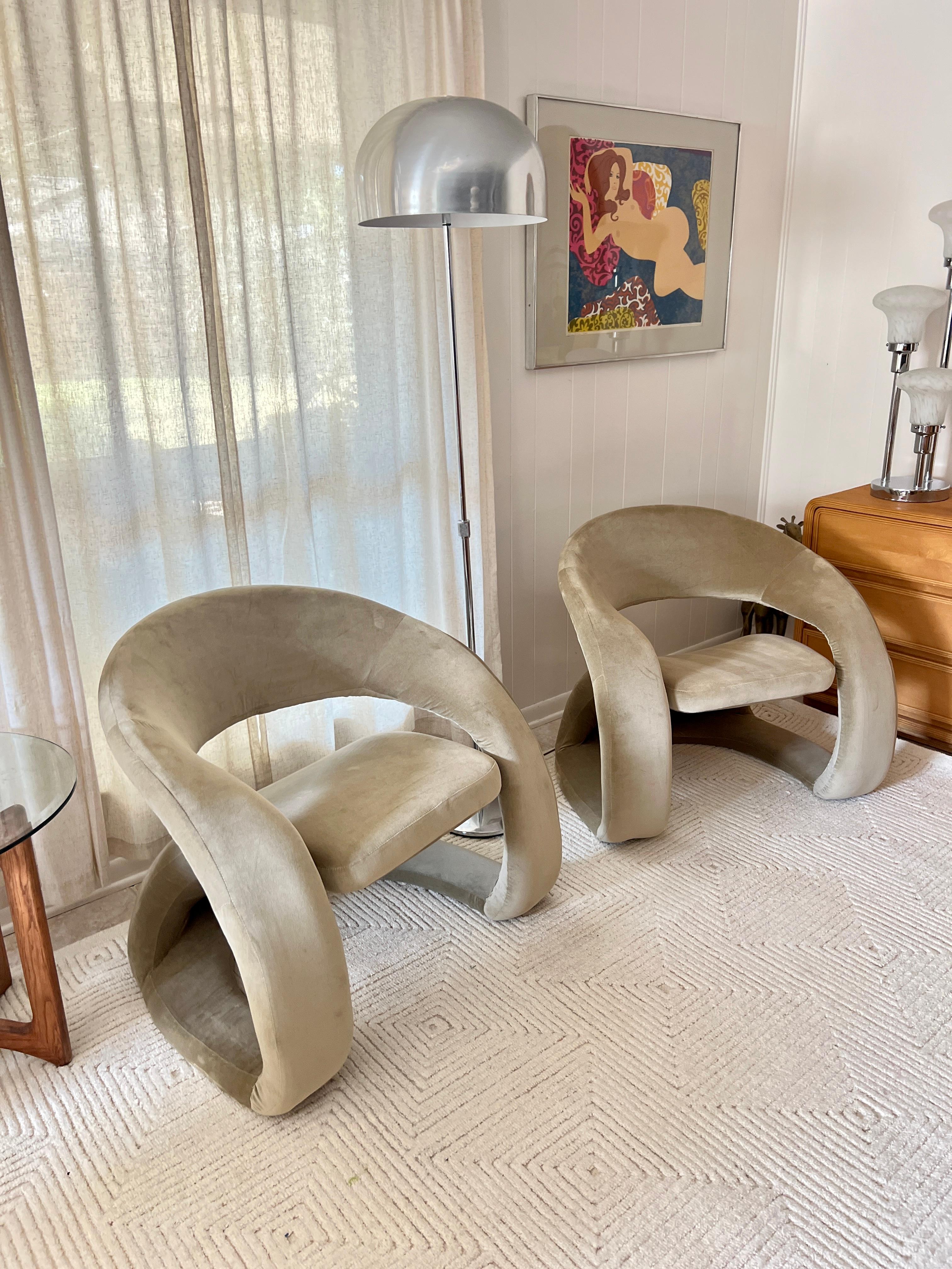 Late 20th Century A pair of sculptural tongue chairs by Jaymar, circa 1980s. In sage green velvet