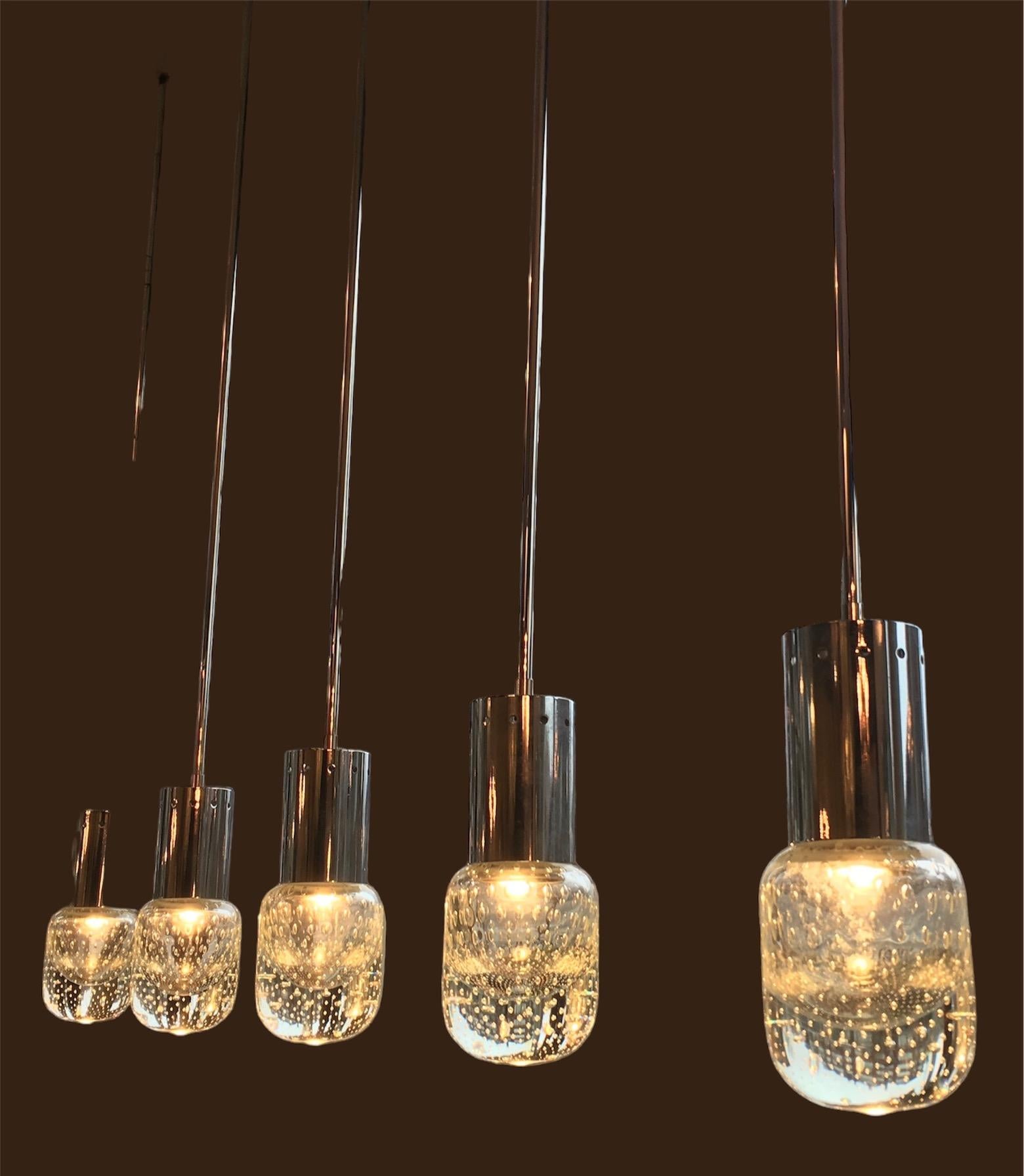 A pair of Seguso Murano glass and chrome pendant lights, Gino Sarfatti, Arteluce For Sale 2