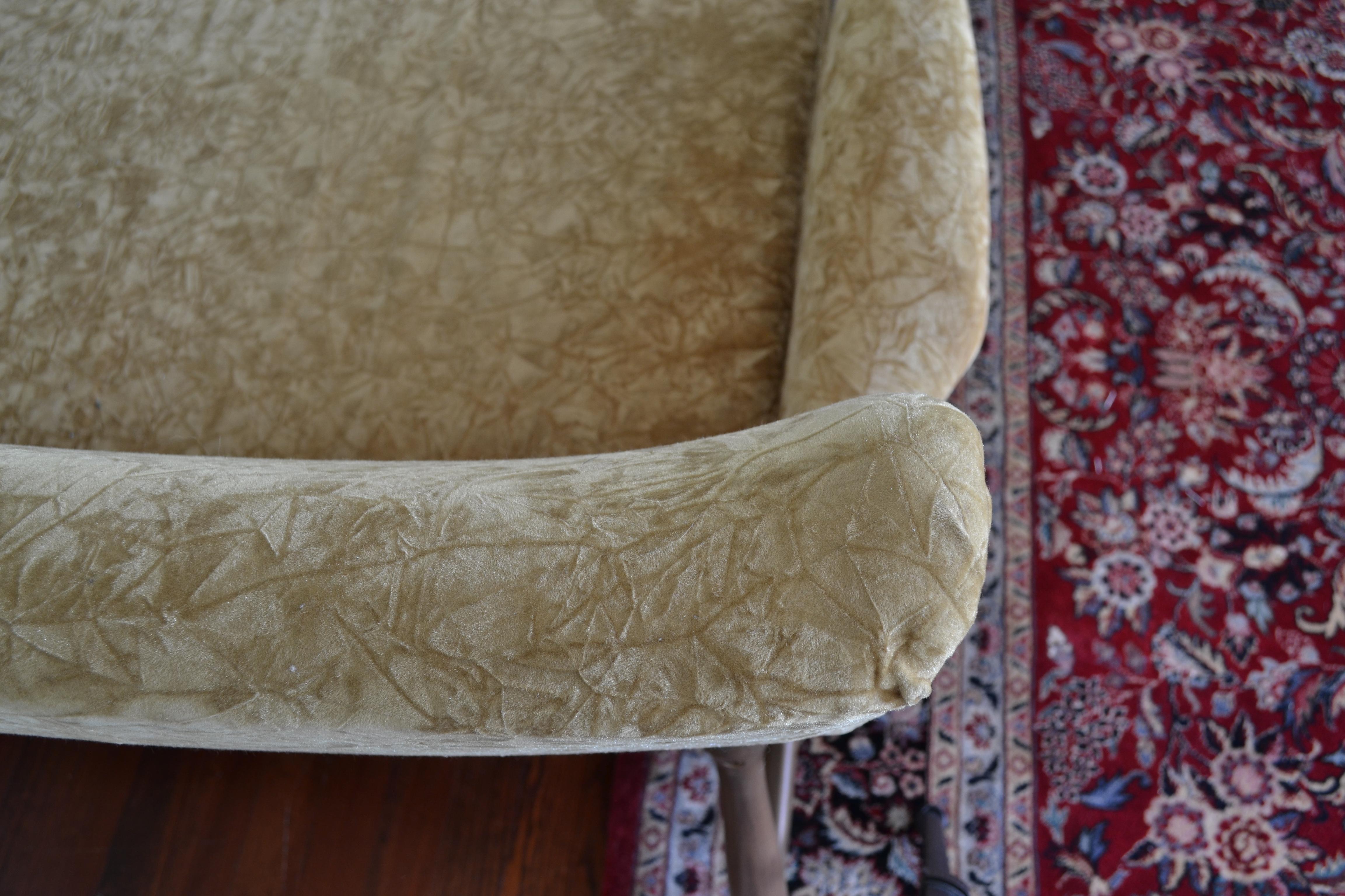 Pair of Settees Designed by Walter Baermann for Prestige Furniture In Good Condition In St.Petersburg, FL