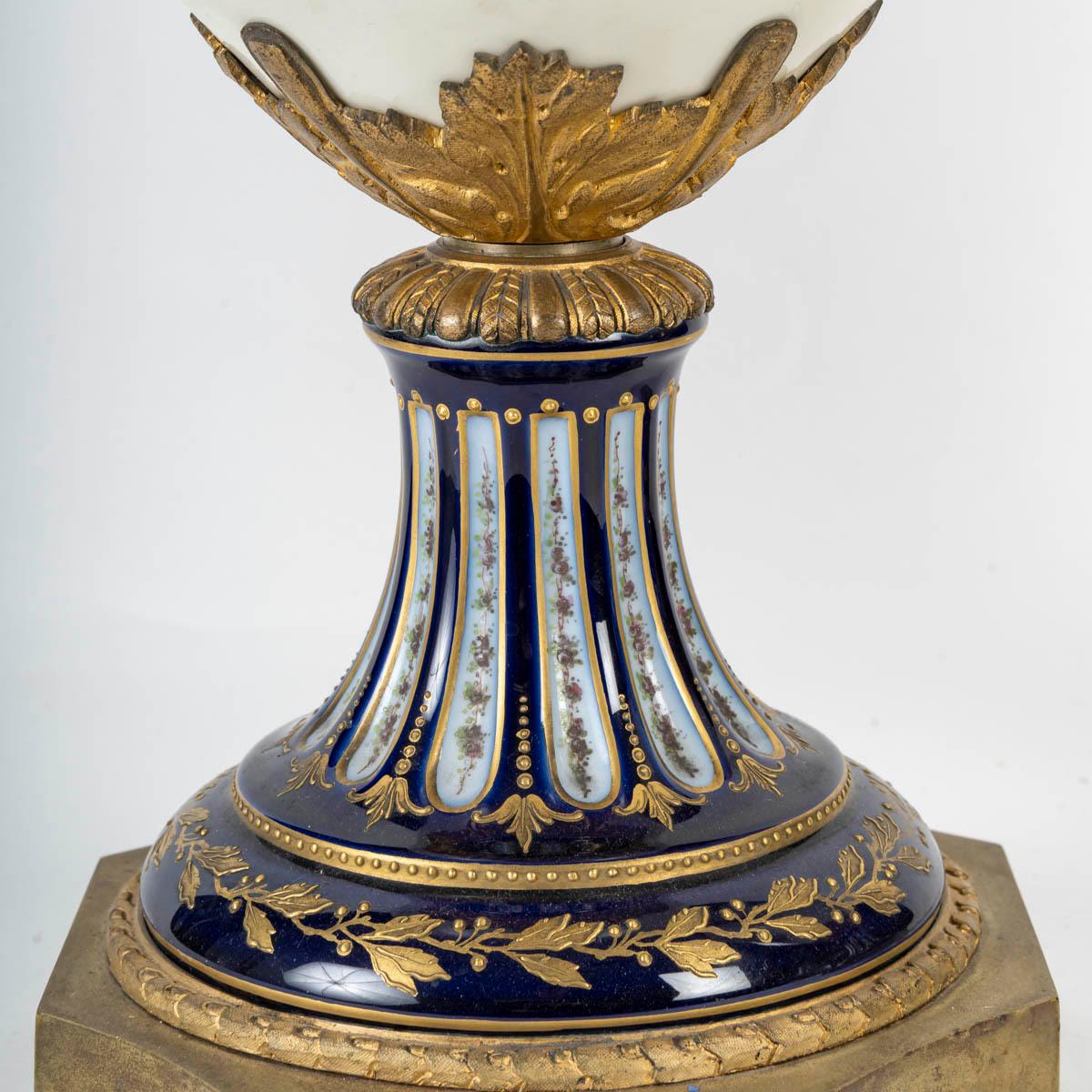 A Pair of Sèvres Porcelain Covered Vases, 19th Century, Napoleon III Period. 4