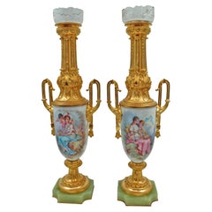 Paire de vases en porcelaine Svres, 19ème siècle
