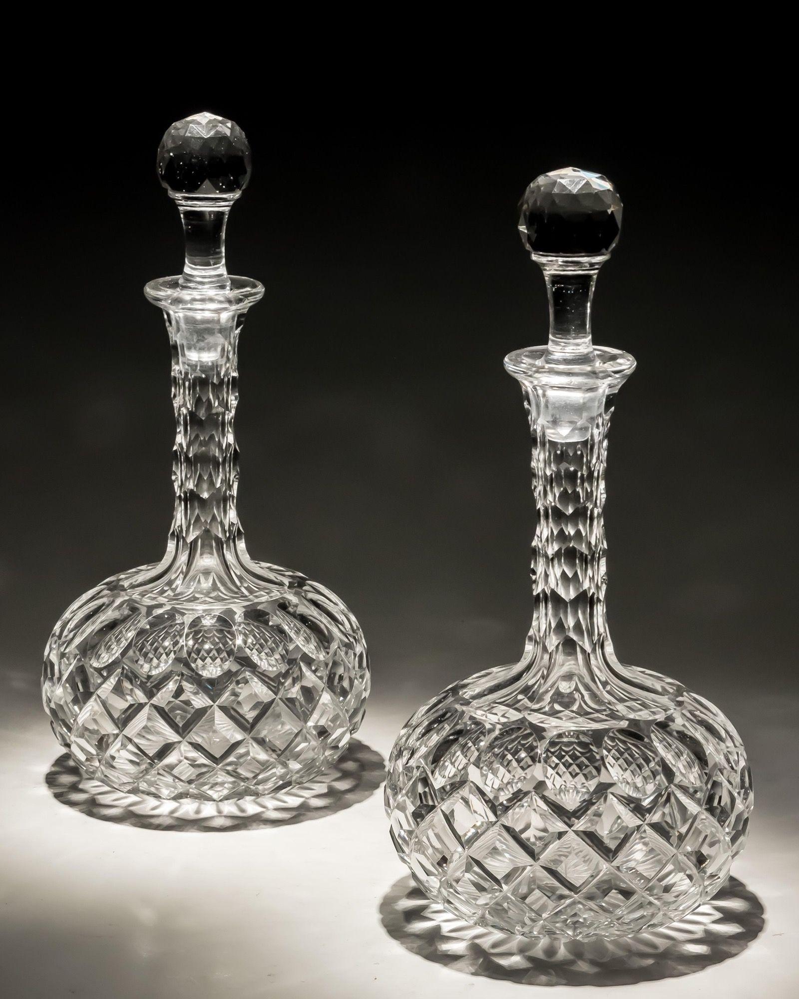 Late 19th Century A pair of shaft and globe Victorian decanters For Sale