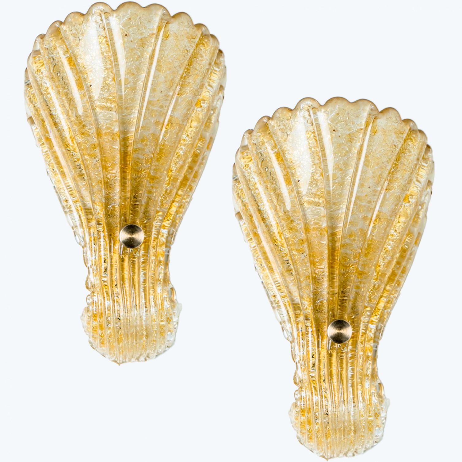 Italian A pair of Shell Wall Lights Murano Glass Barovier & Toso, Italy, 1969 For Sale