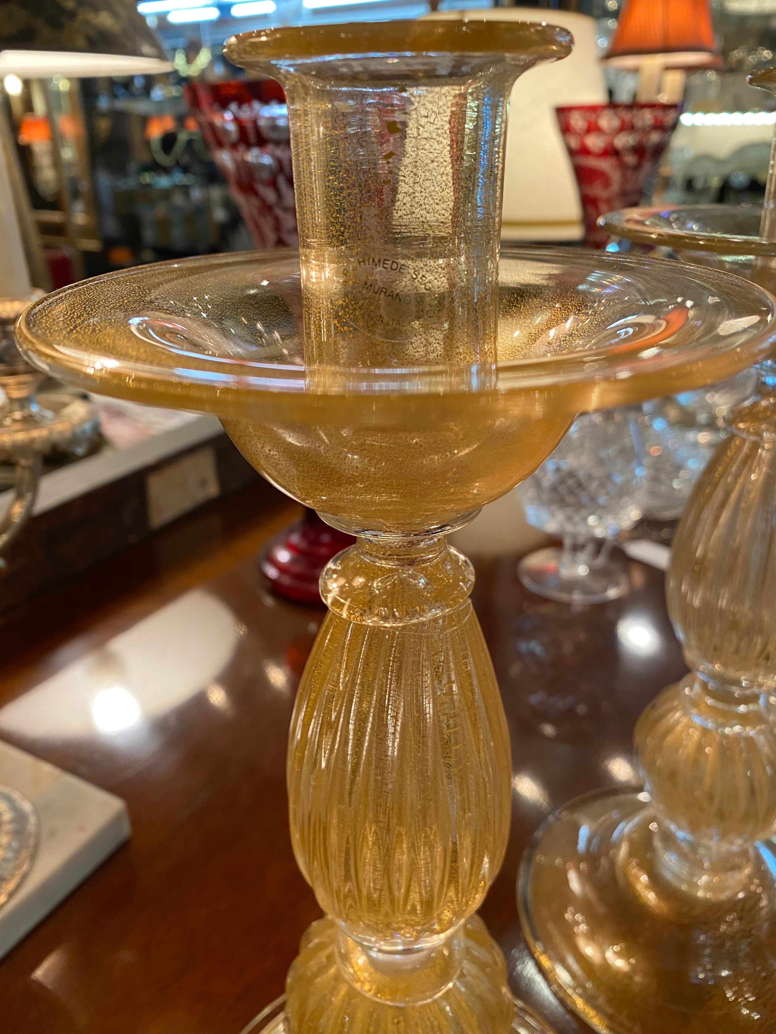 A Pair of Signed ARCHIMEDE SEGUSO Aventurine Murano Candlesticks In Excellent Condition For Sale In Lambertville, NJ