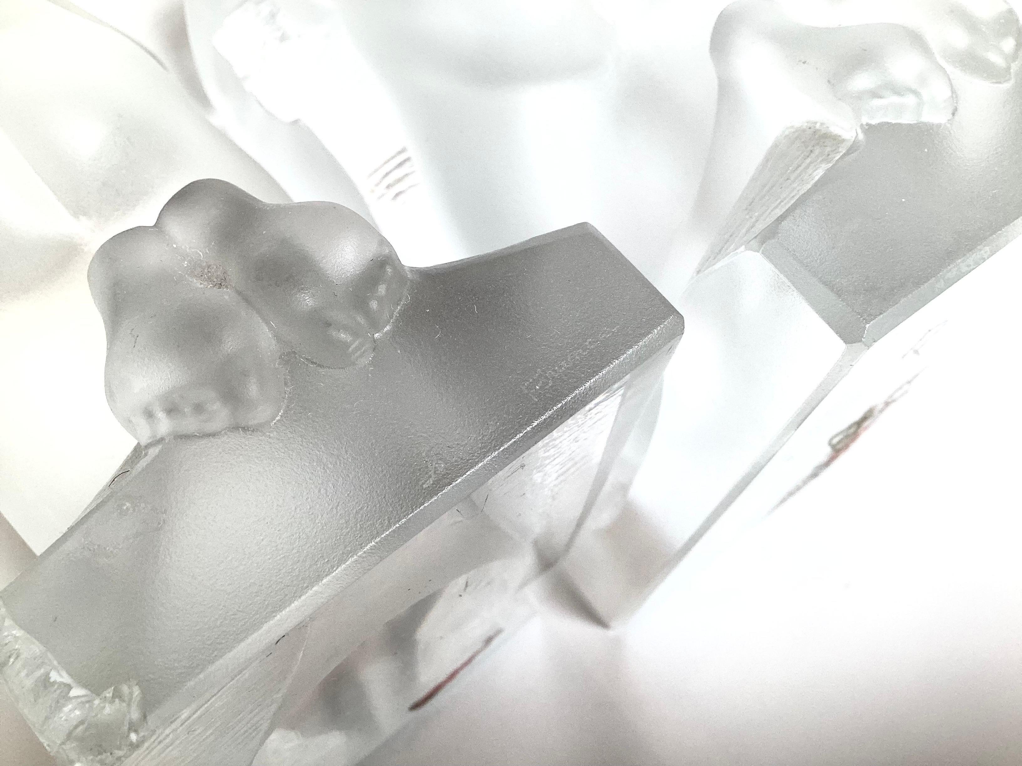Pareja de Sujetalibros Figurados Desnudos de Cristal de Lalique Firmados, Art Decó Años 30 mediados del siglo XX en venta