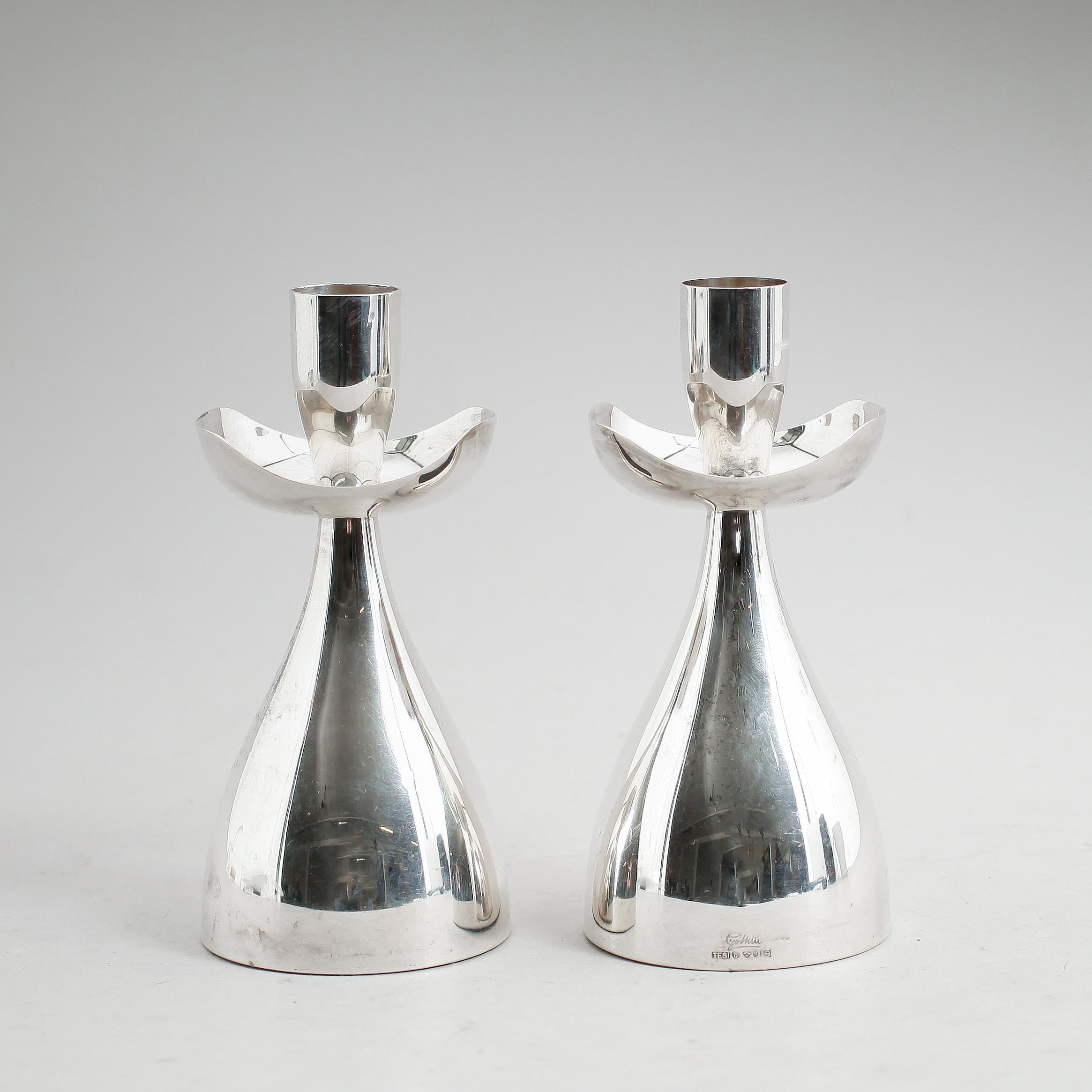 Rare Organic shape pair of Candle holder in silver by Gothlin, Tesi, Goteborg. Sweden
Good condition
Price for the pair
