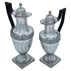Paire de pichets en argent, Prague, vers 1800